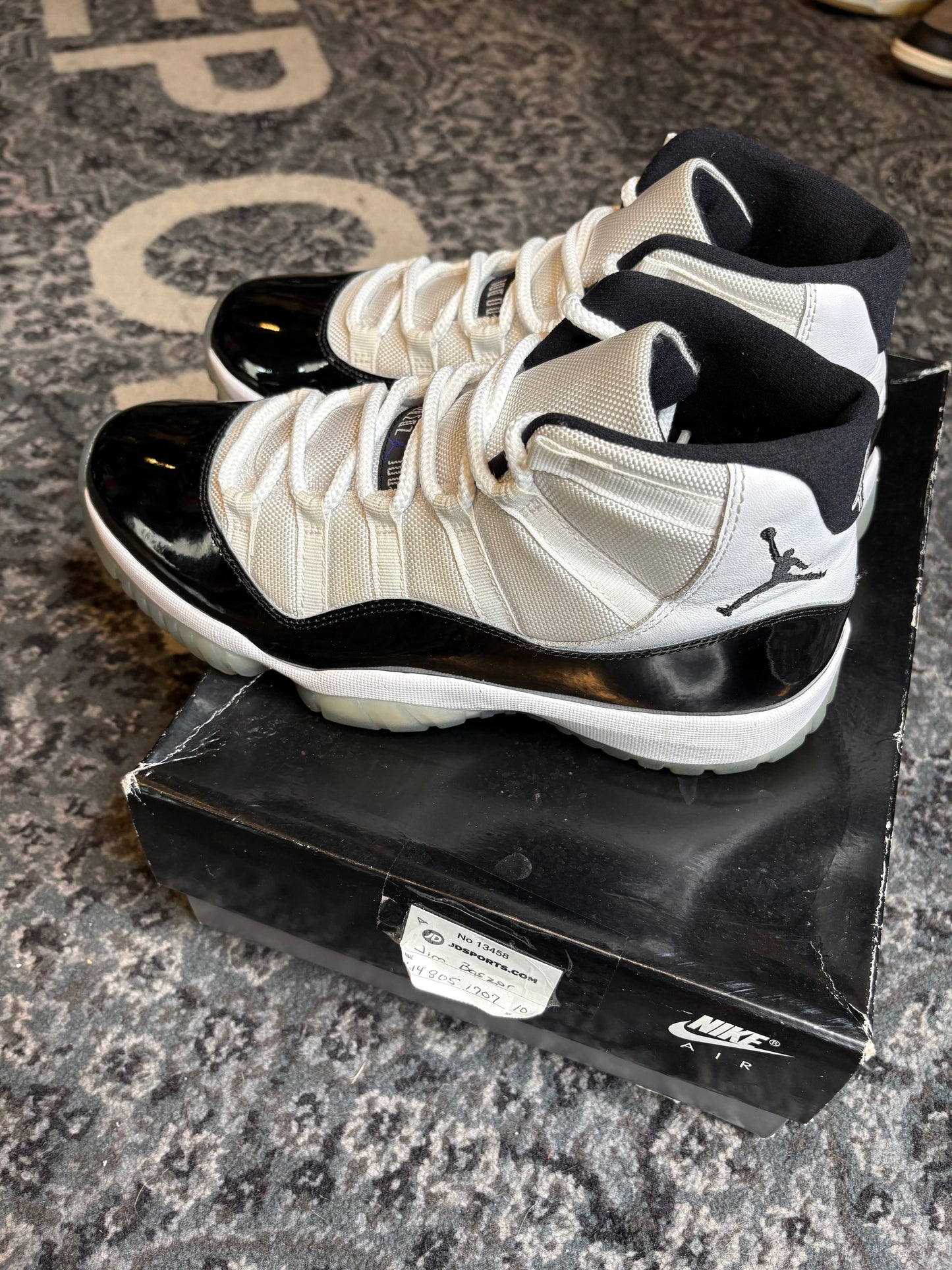 Jordan 11 Retro “Concord” Clean Og Size 10