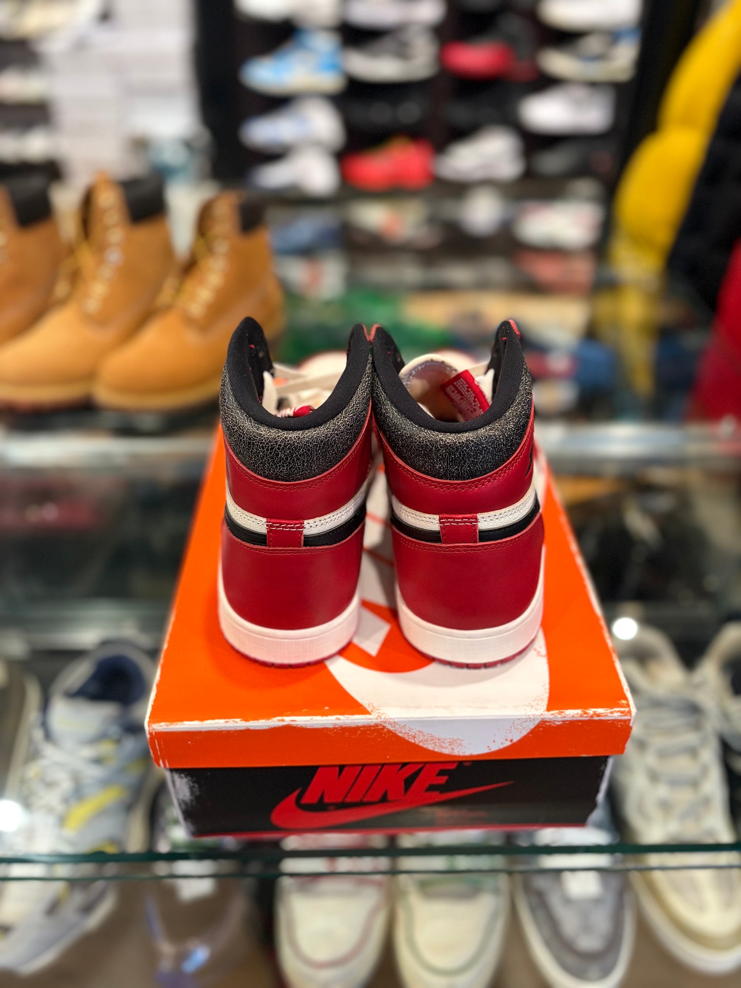 Jordan 1 ‘Lost and Found’ used og box