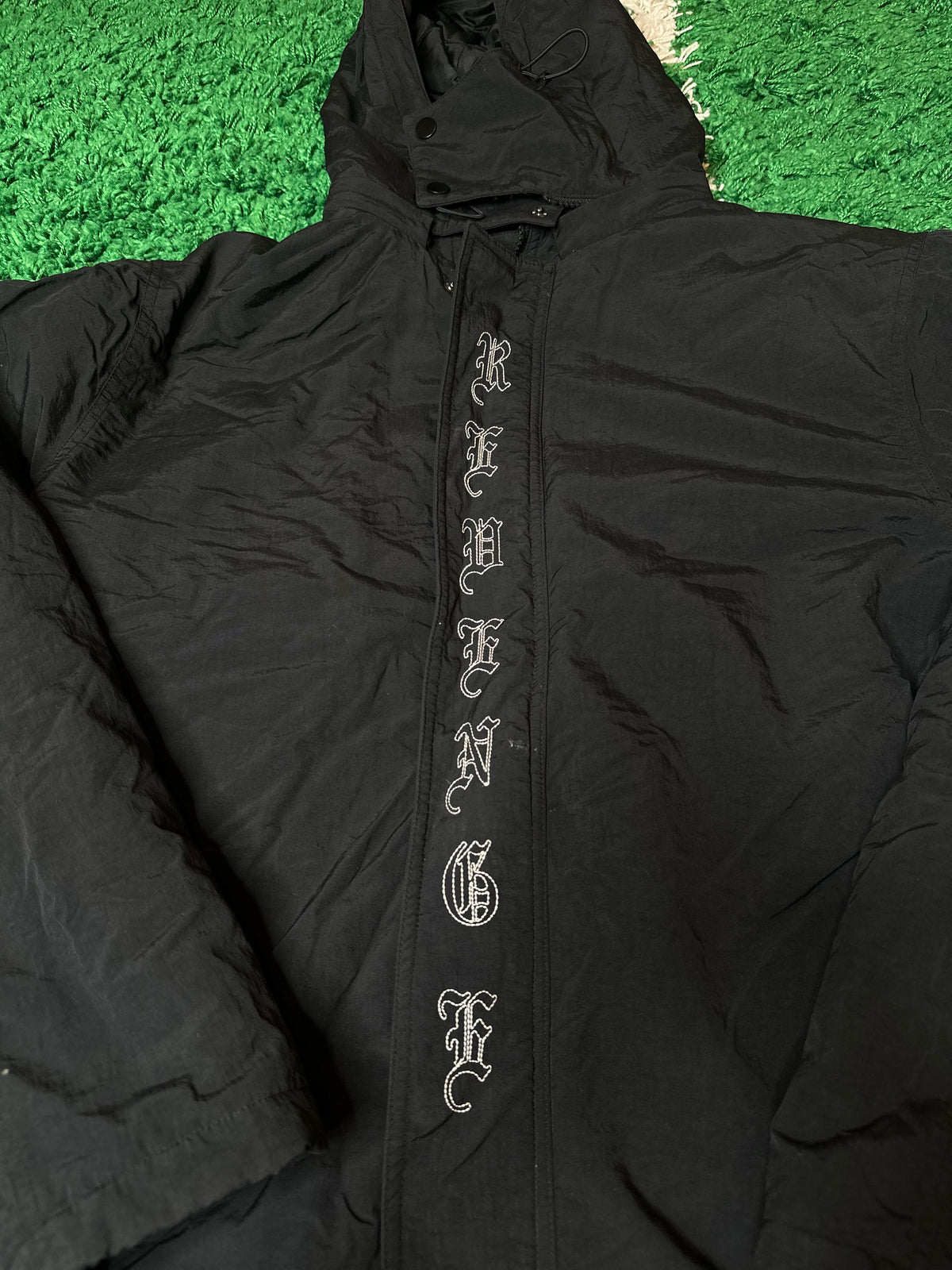 Revenge Puffer Black Size Medium