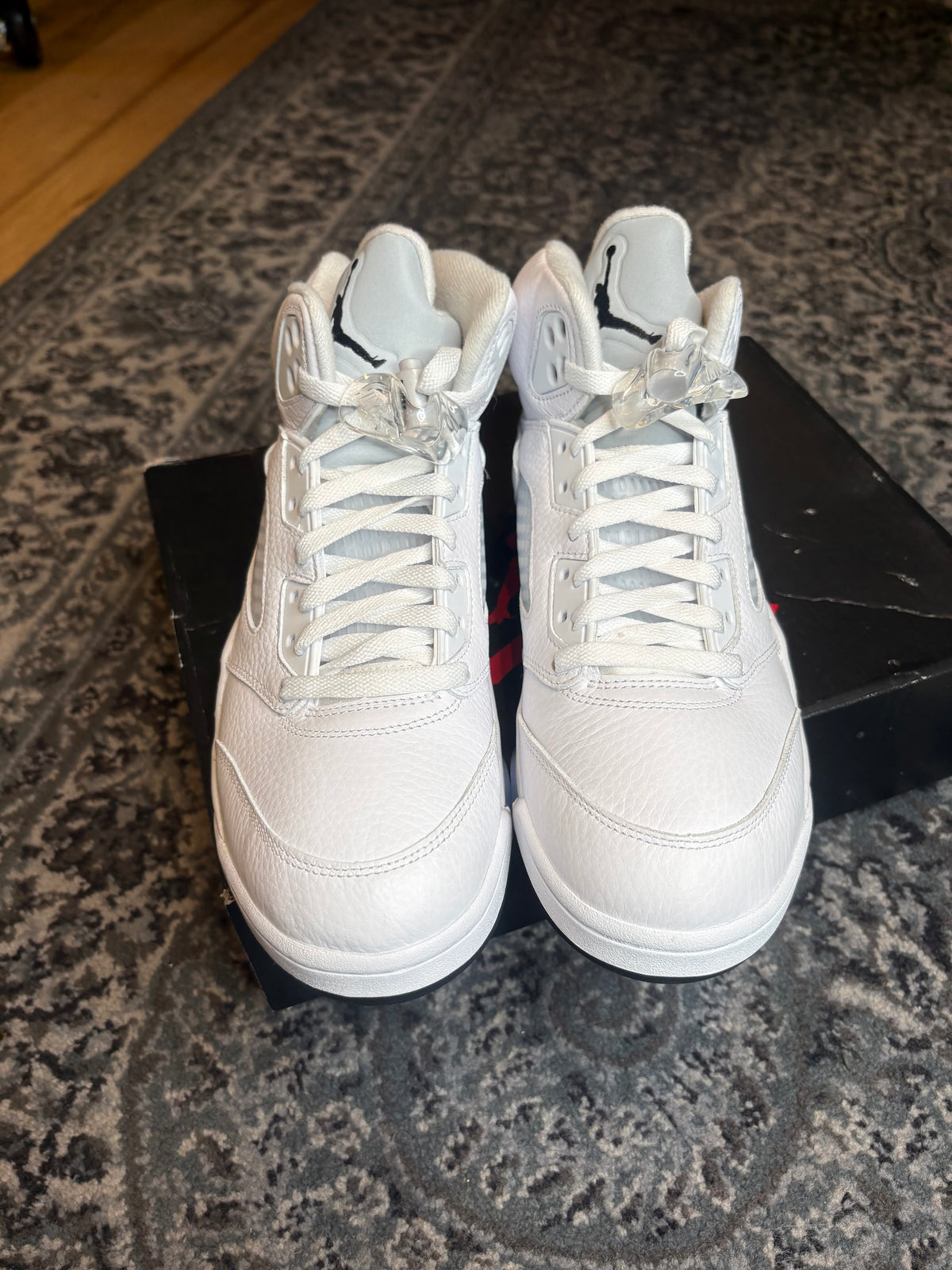 Jordan 5 Retro “White Metallic” Clean Og Size 9