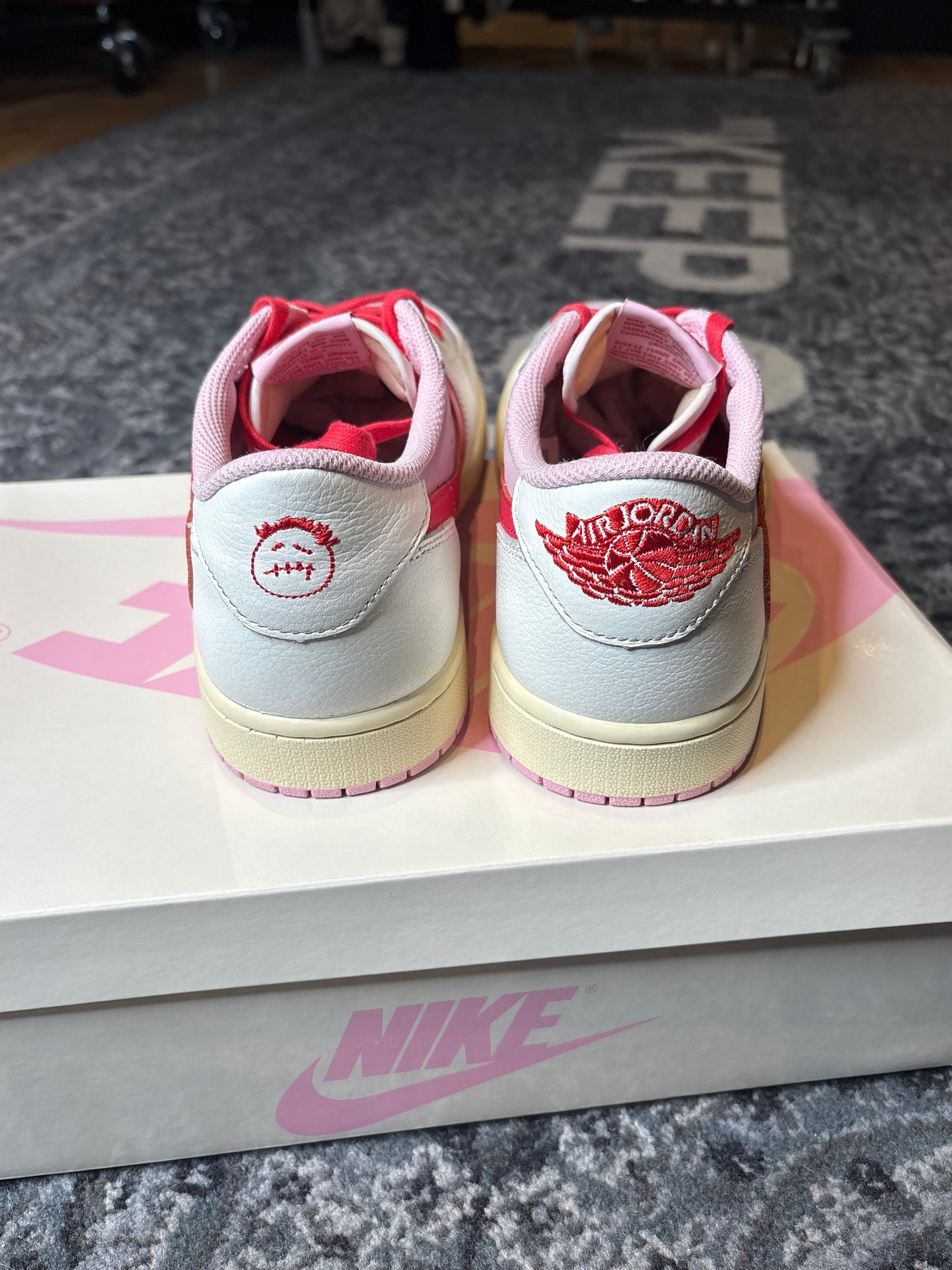 Jordan 1 Retro Low “Travis Scott Tropical Pink”