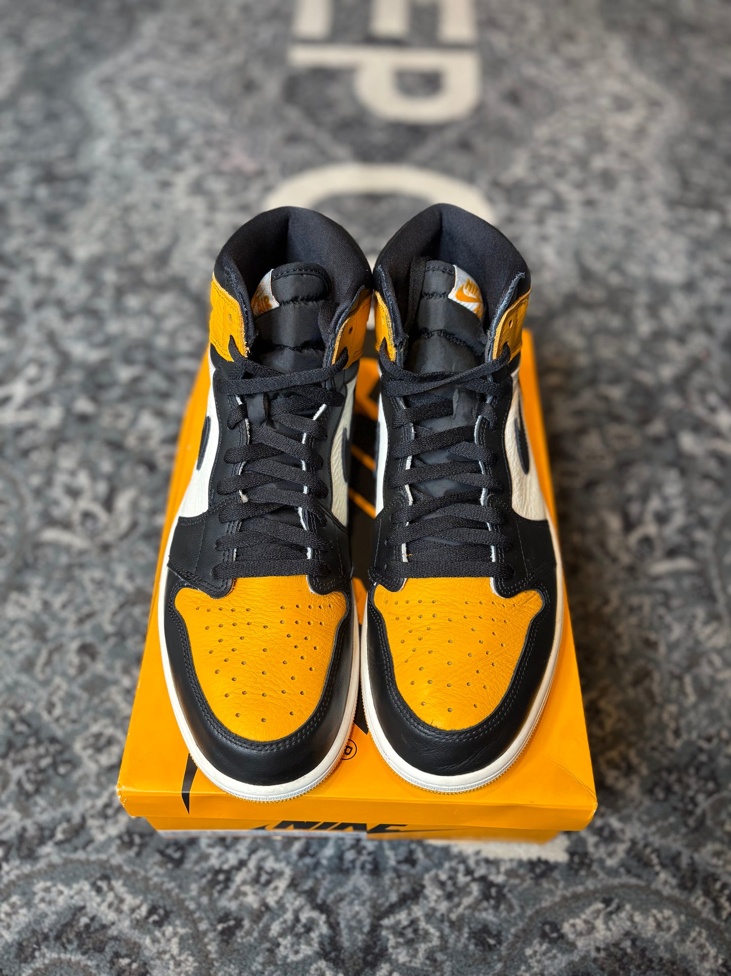 Jordan 1 Retro “Taxi” Clean Og Size 12