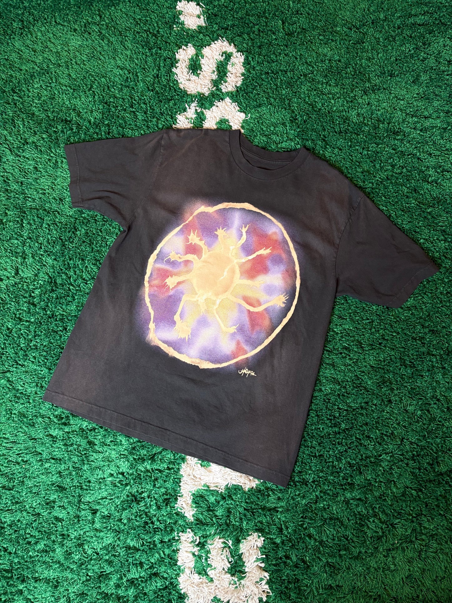 Utopia Columbus Tour Tee Size Large