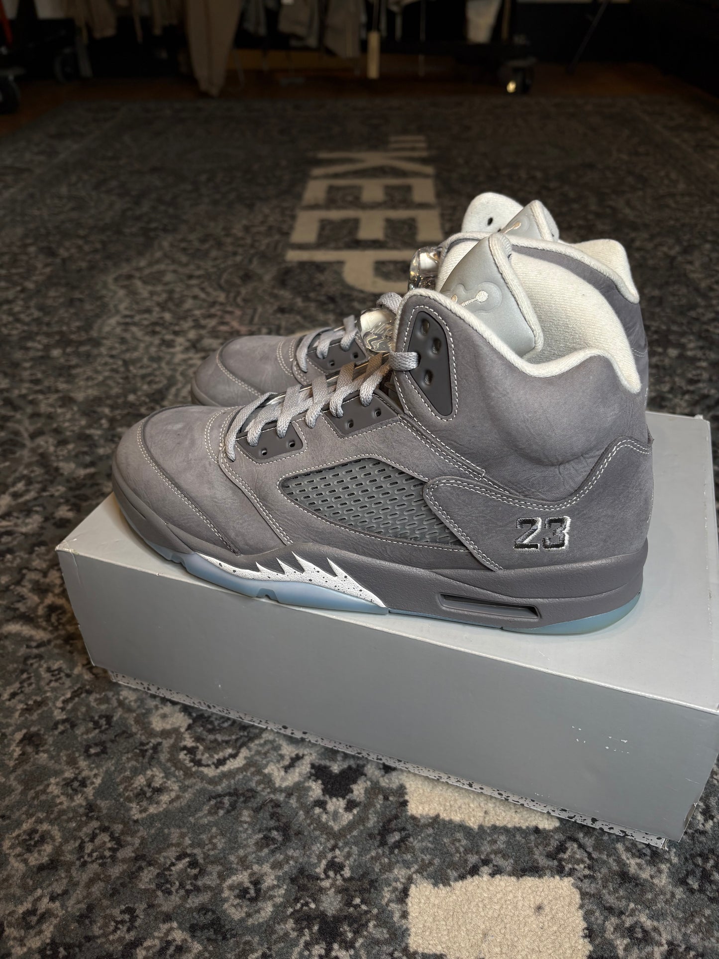 Jordan 5 Retro “Wolf Grey” OG CLEAN SIZE 12