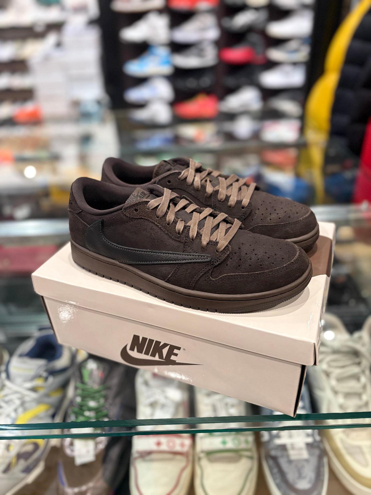 Jordan 1 Travis ‘Velvet Brown’ Clean Used og all