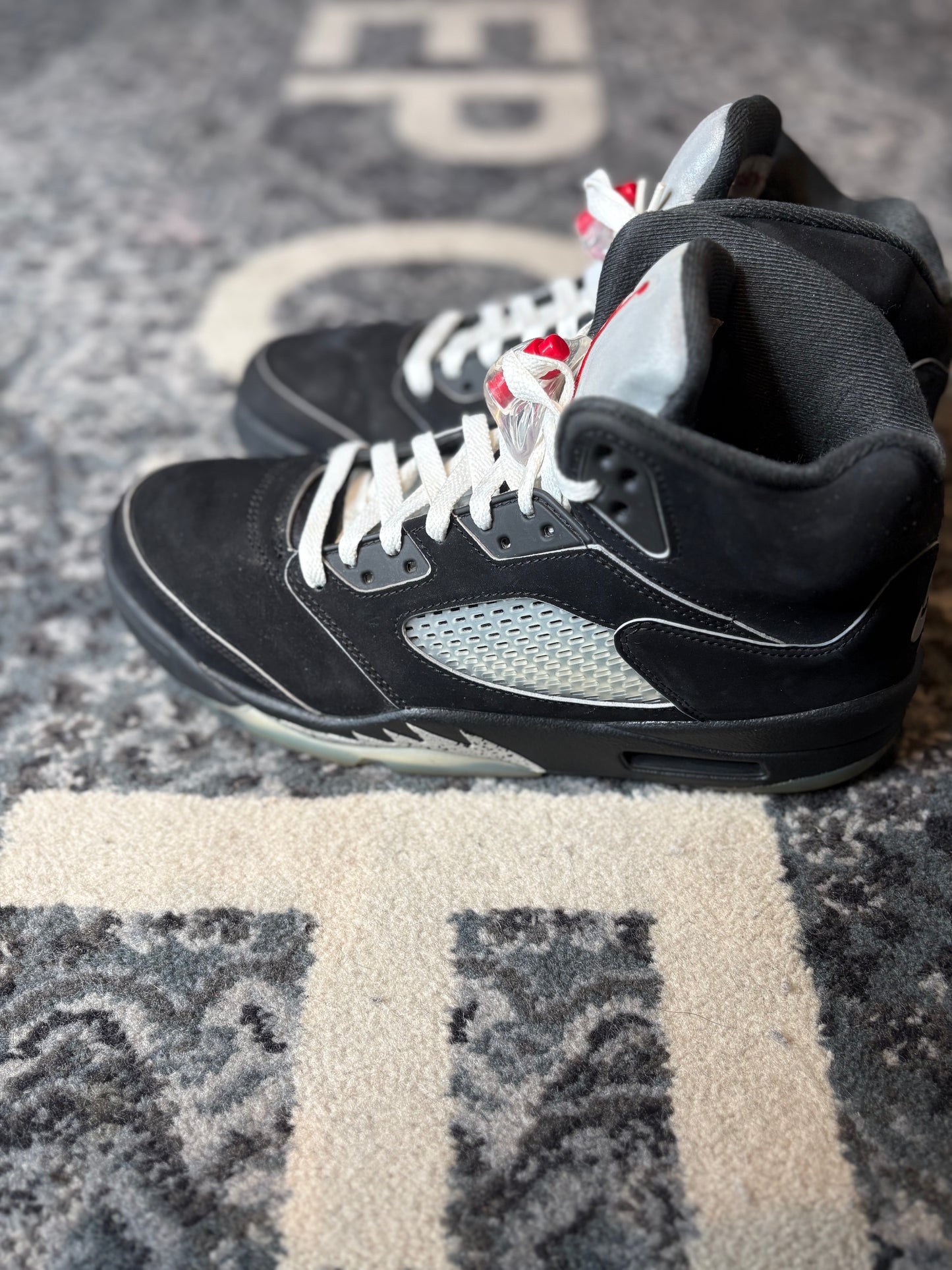 Jordan 5 Retro “Black Metallic” Po Nb Size 11