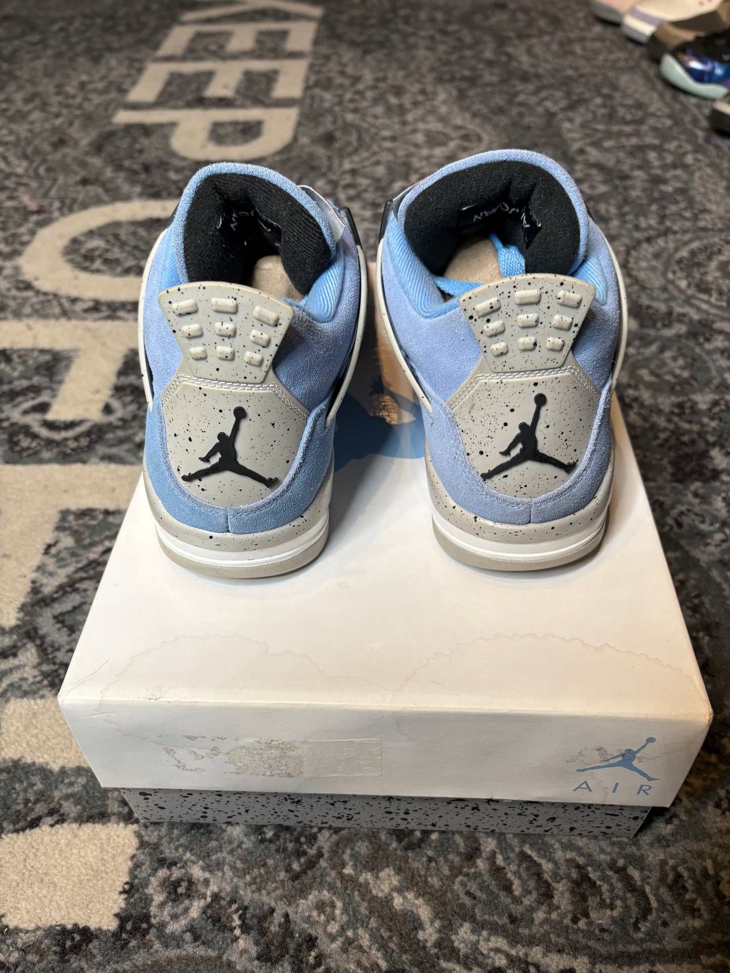 Jordan 4 Retro “Unc” Clean Og Size 8