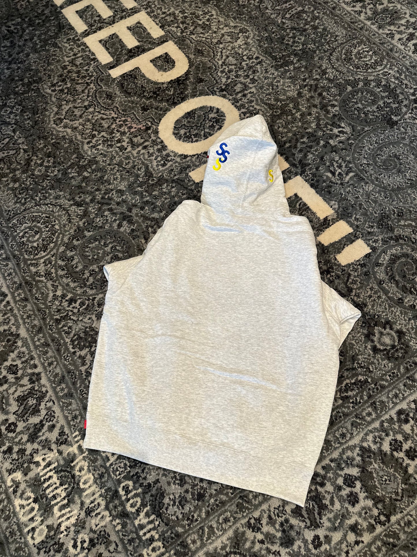 Supreme Embroidered S Logo Hoodie DS Size Medium