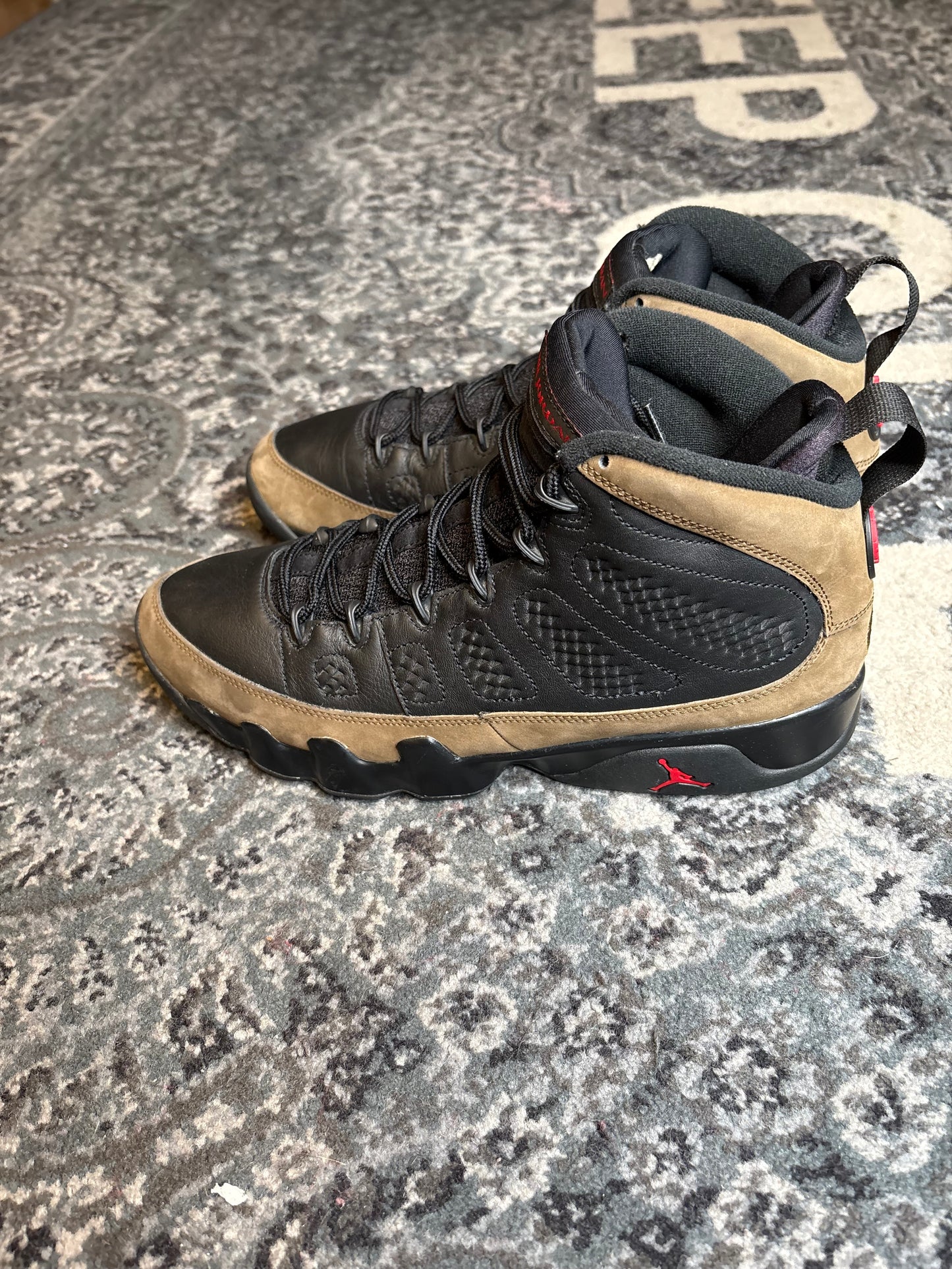 Jordan 9 Retro “Olive” Clean Nb Size 11