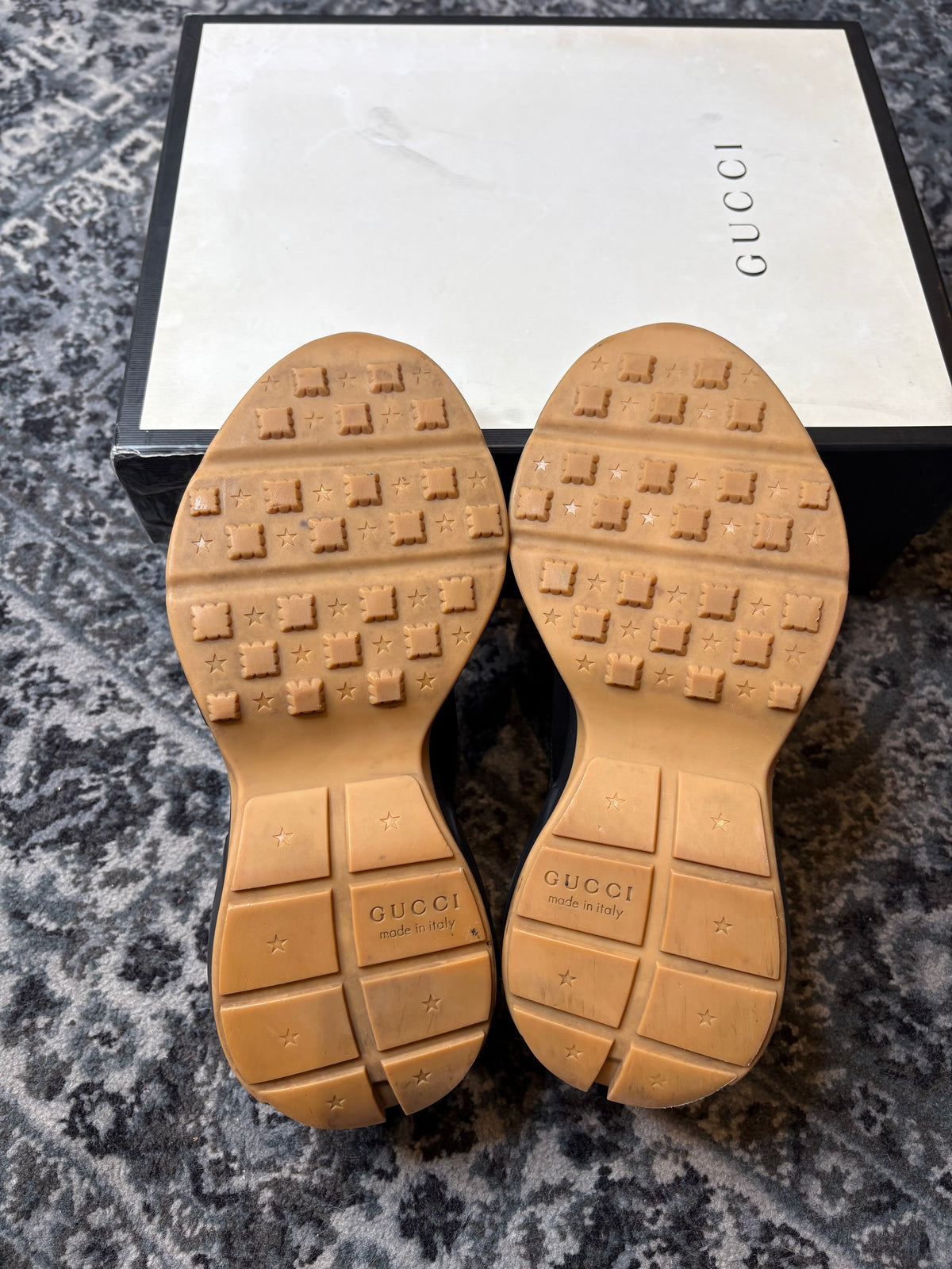 Gucci Rhyton “Iridiscent Logo” Clean Og Size 6.5g