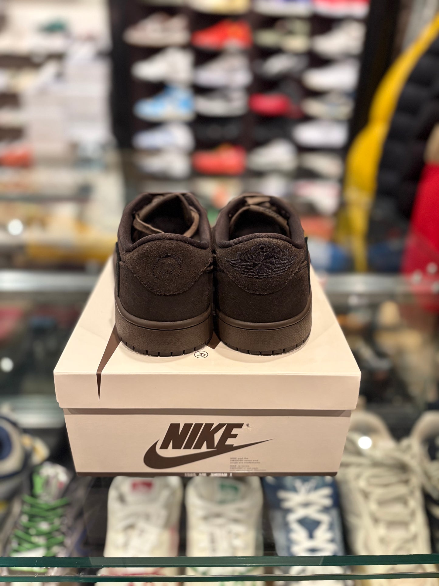 Jordan 1 Travis ‘Velvet Brown’ Clean Used og all