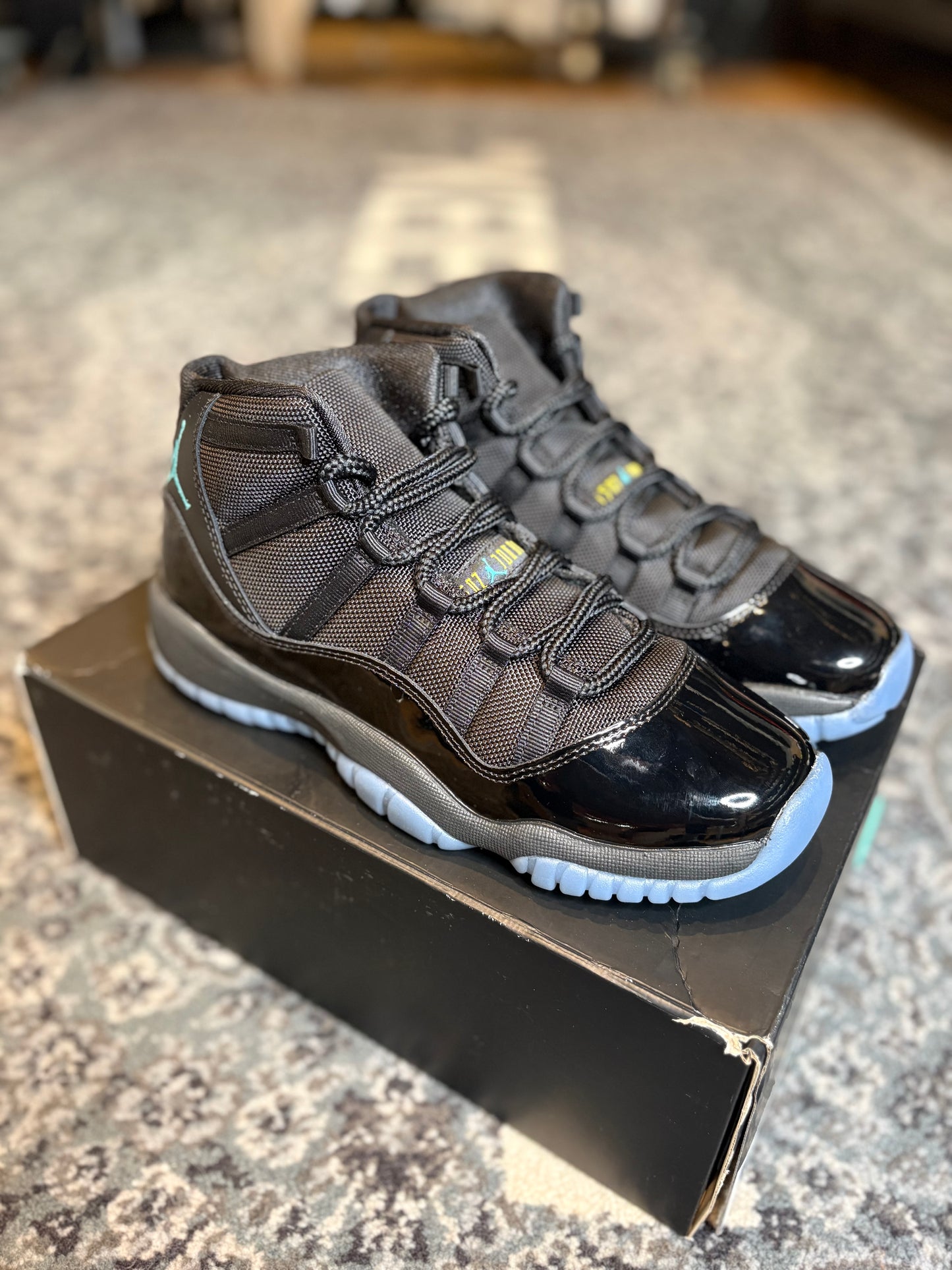 Jordan 11 Retro “Gamma Blue” Clean OG Size 7Y
