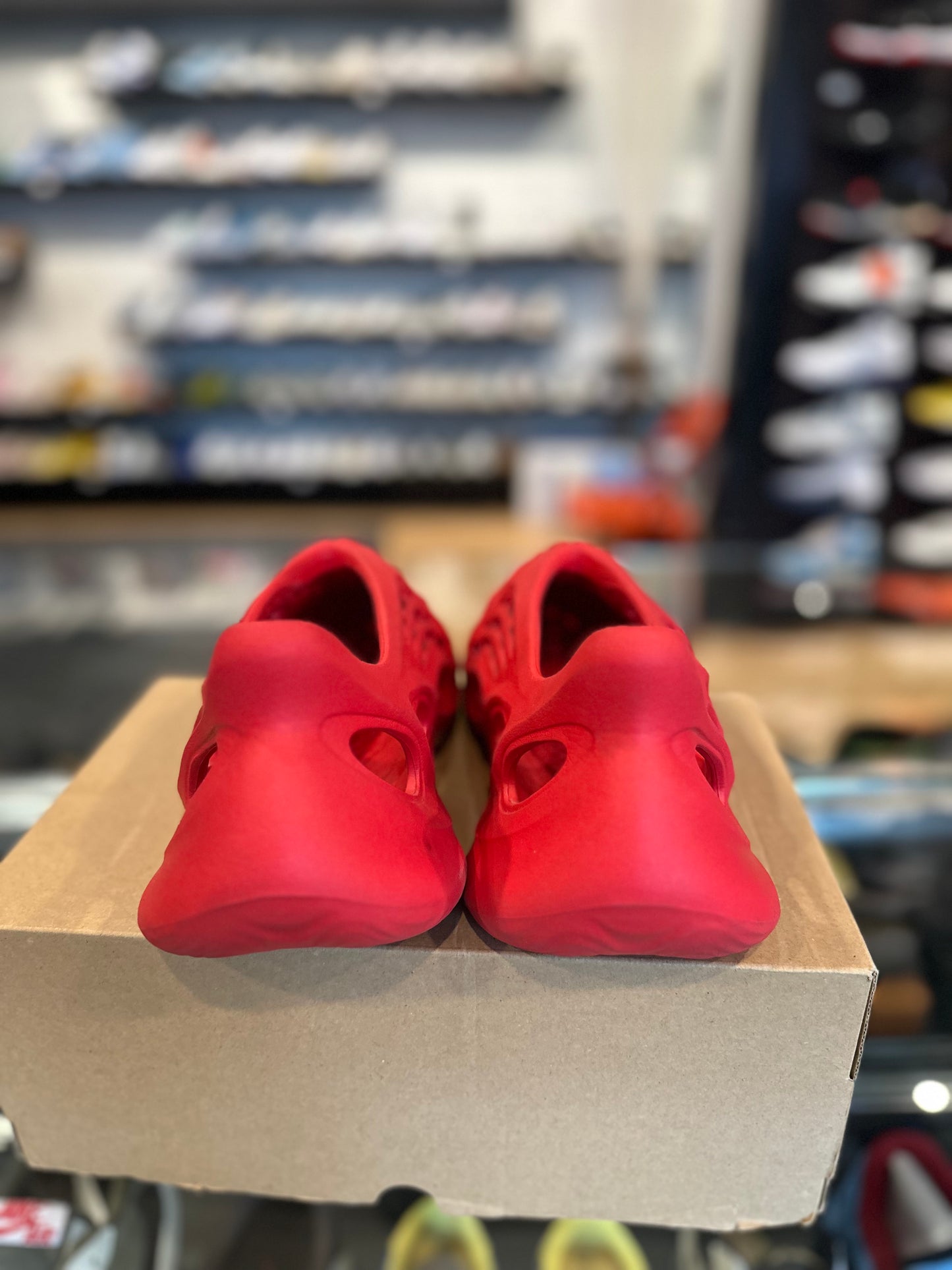 Yeezy Foamrunner Vermillion Clean OG Size 9