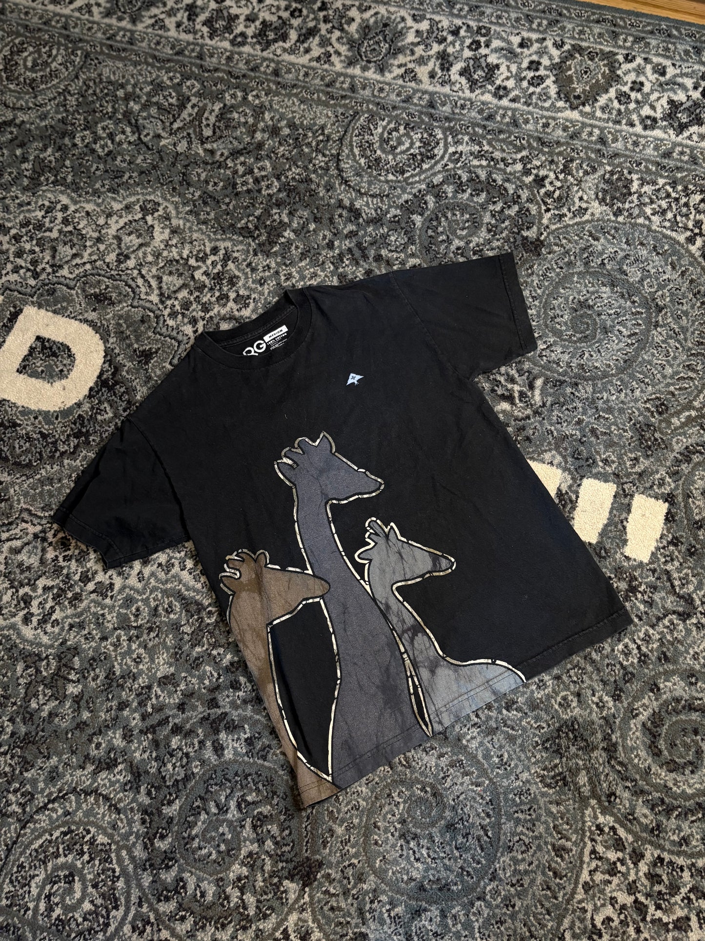 LRG Giraffe Tee Size Medium