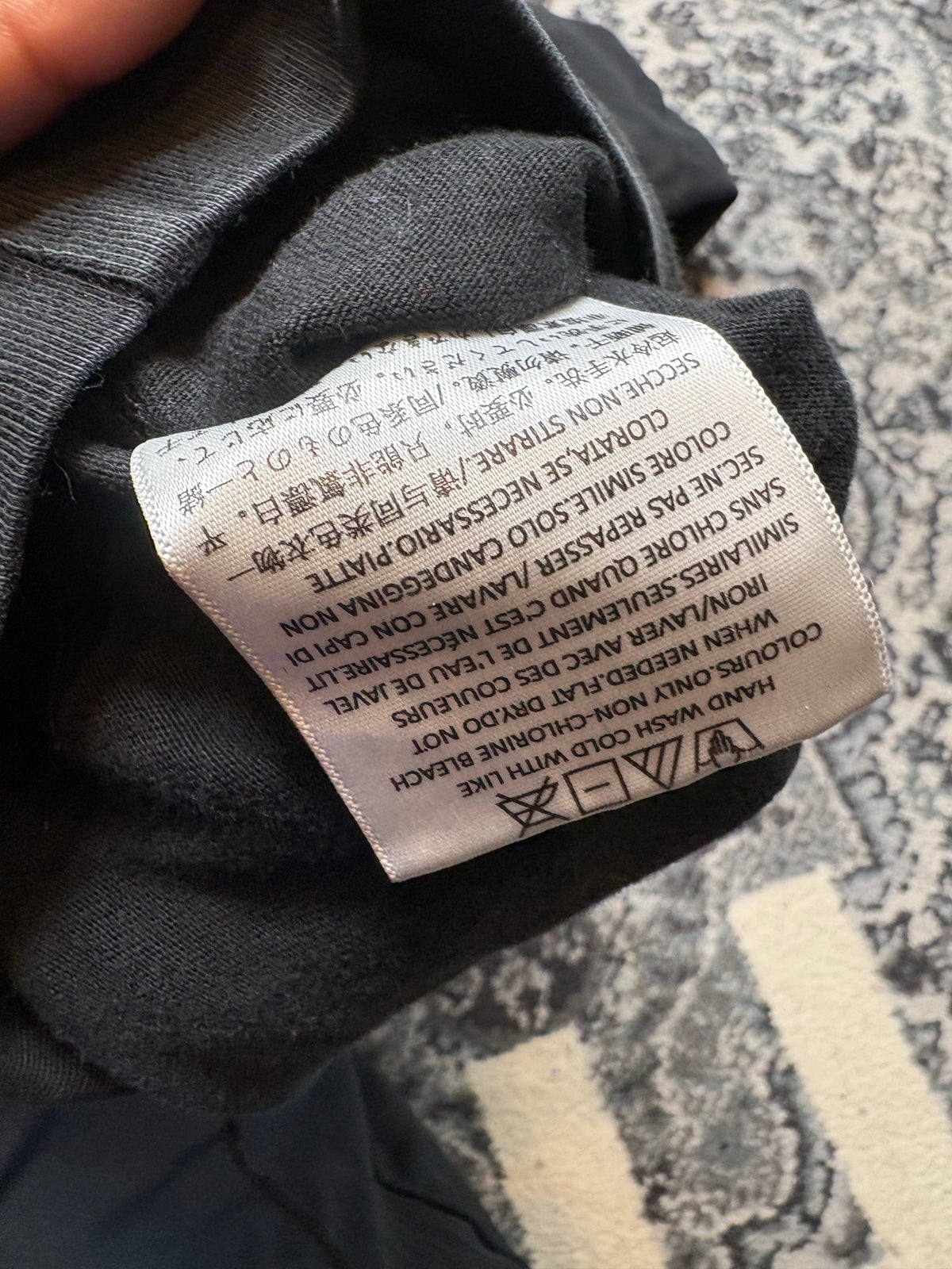 Essentials Tee “Black” Size ExtraSmall