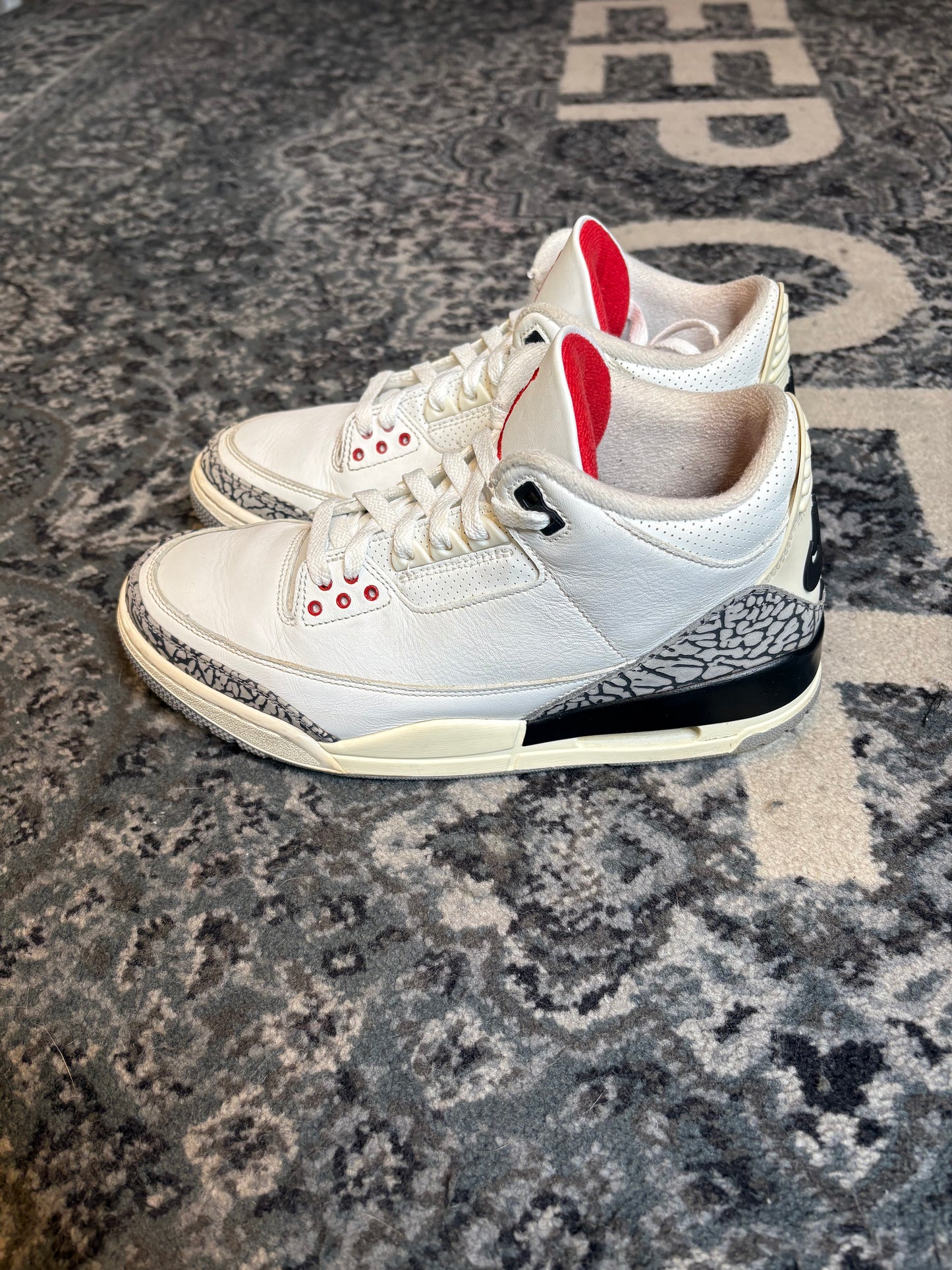 Jordan 3 Retro “White Cement” Clean Nb Size 9