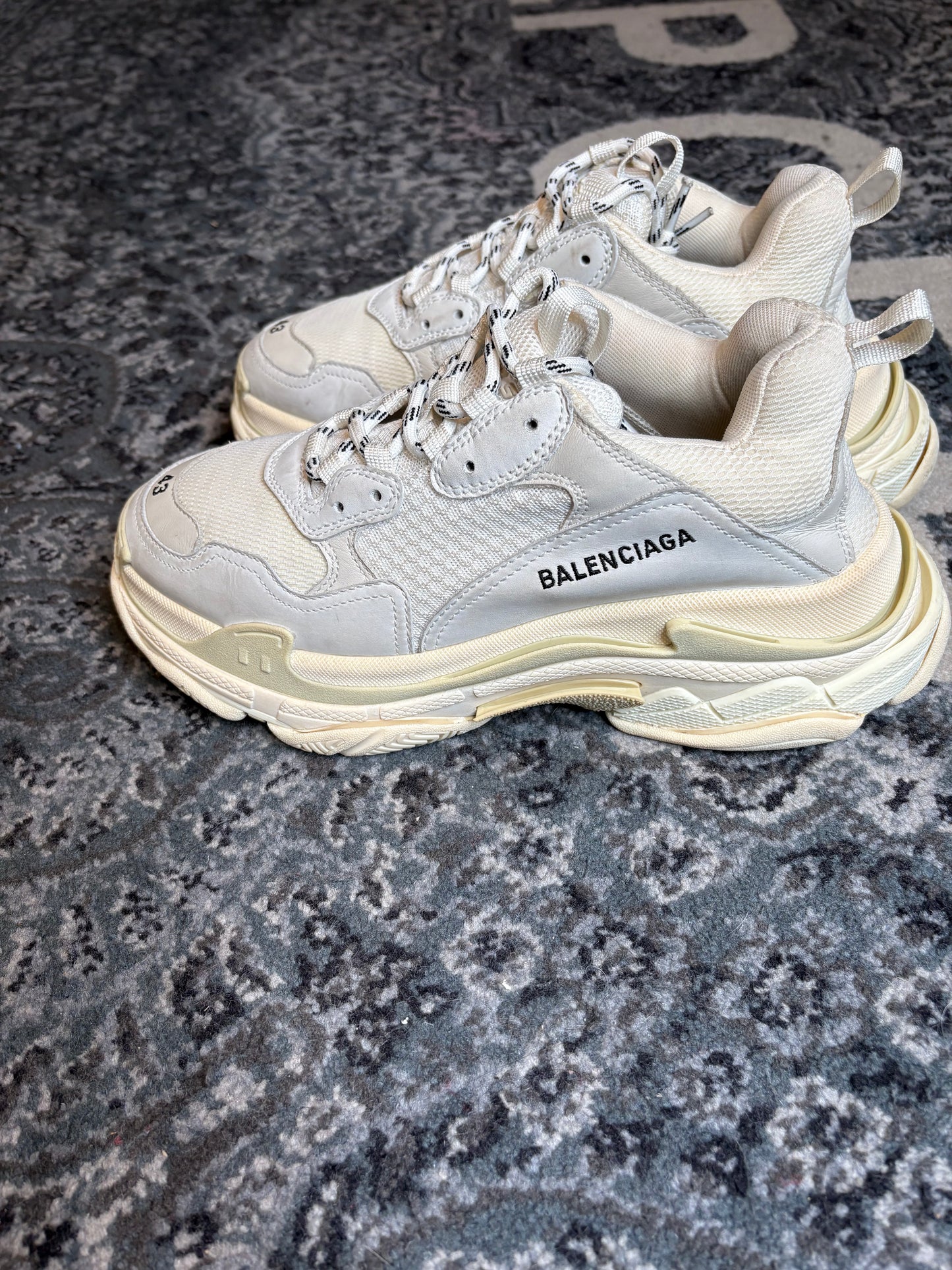 Balenciaga Triple S “White” Clean Nb Size 10(43 EU)