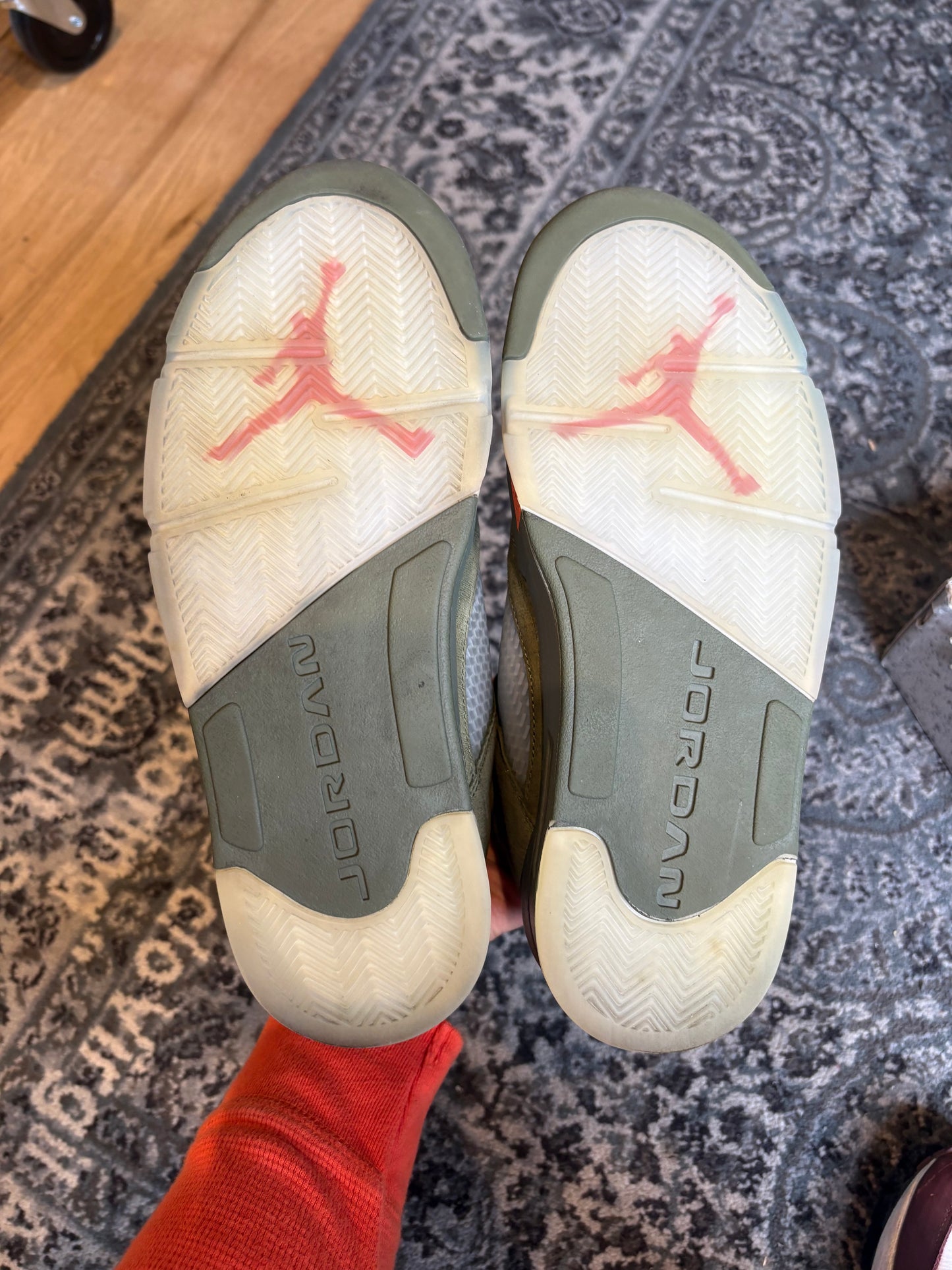 Jordan 5 Retro “Olive” Clean Og Size 9
