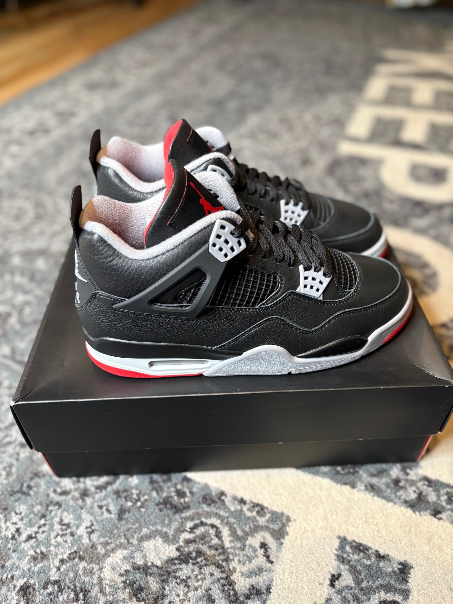 Jordan 4 Retro “Reimagined Bred” CLEAN OG SIZE 10