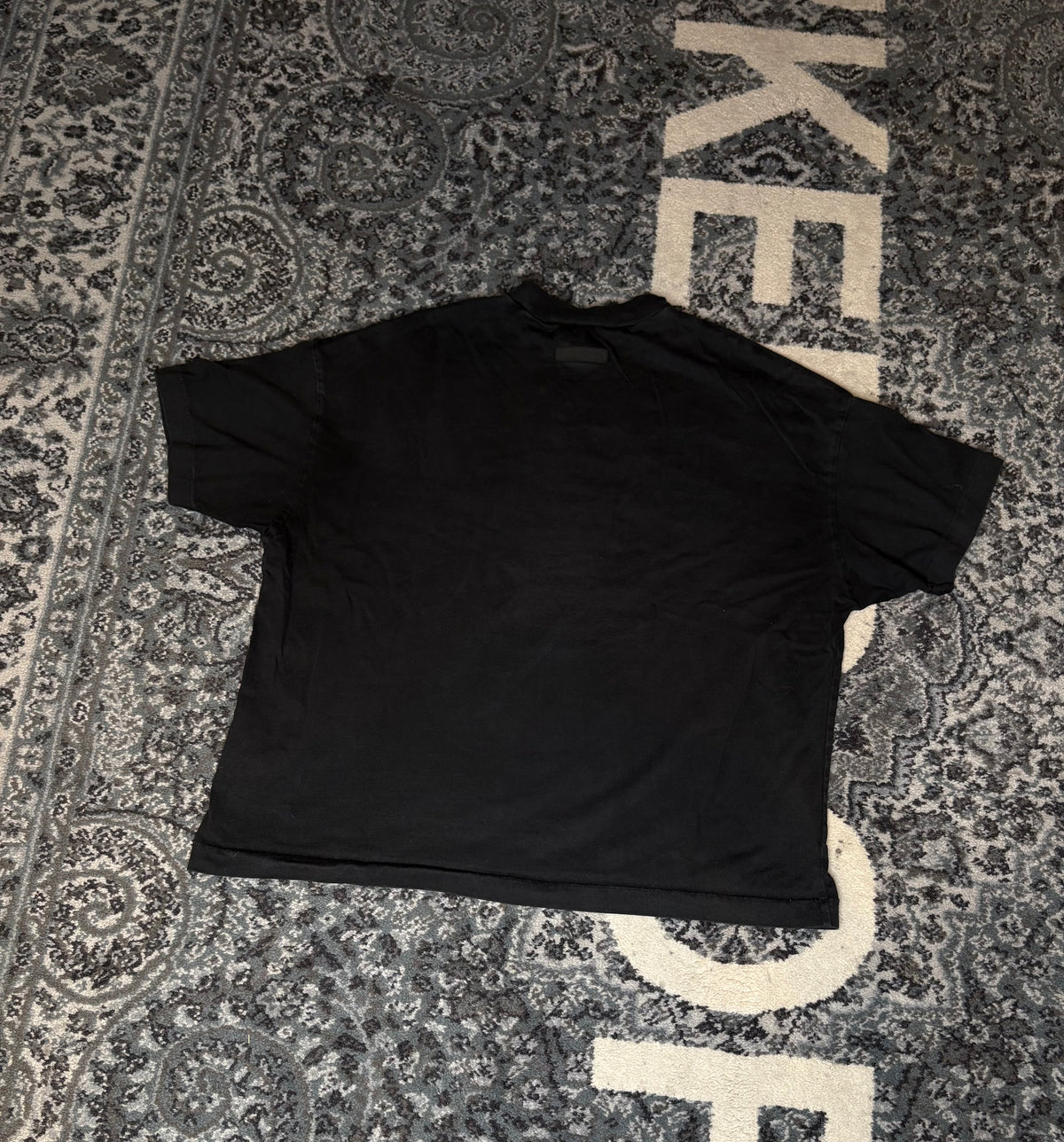 Essentials Tee “Black” Size ExtraSmall