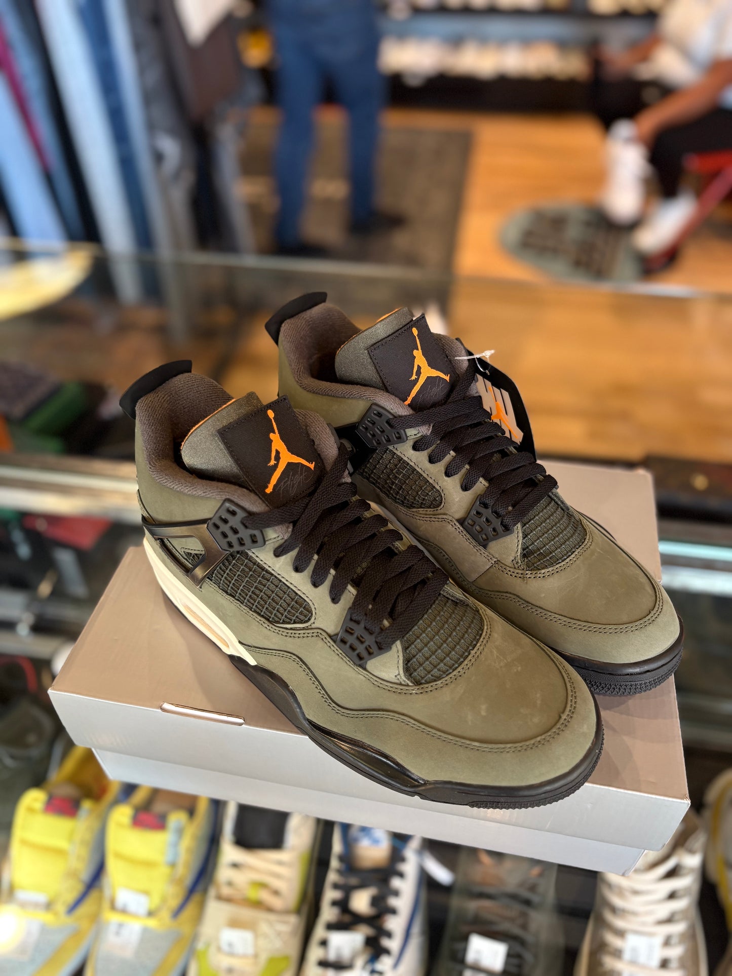 Jordan 4 Retro Undefeated DS OG