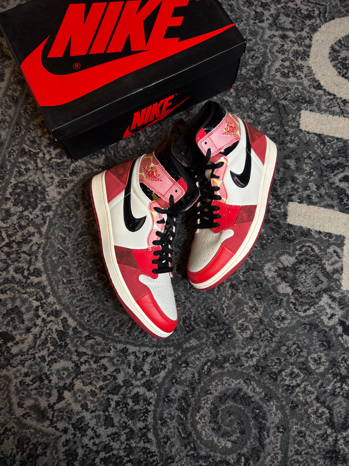 Jordan 1 Retro “Spider Man Across The Spider Verse” Clean Og Size 11