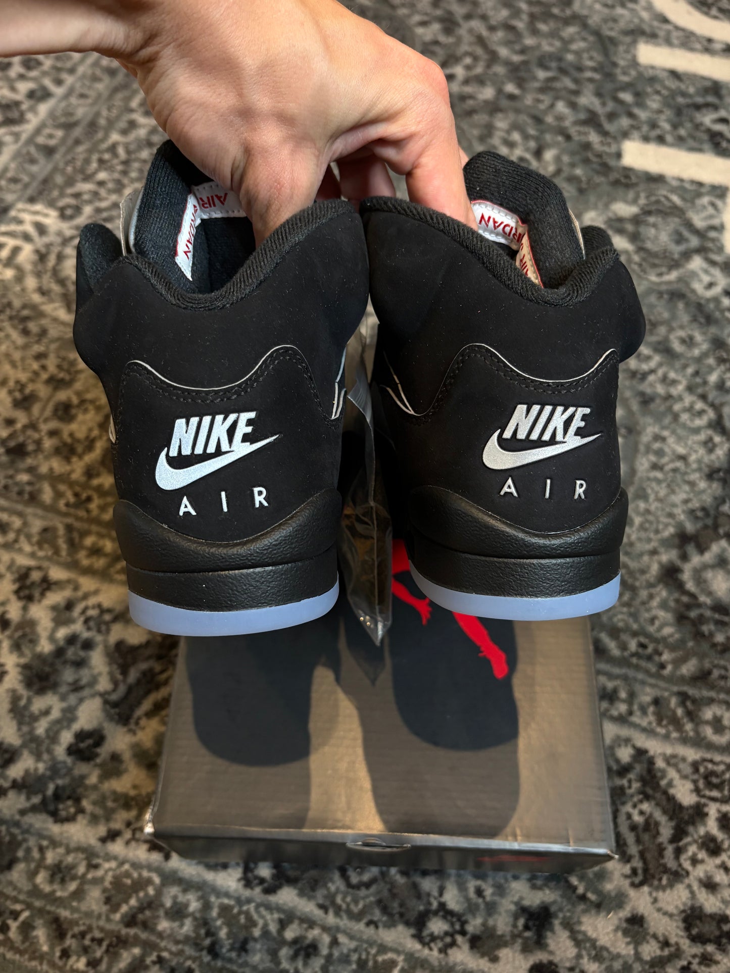 Jordan 5 Retro Black Metallic Reimagined DS OG Size 6y