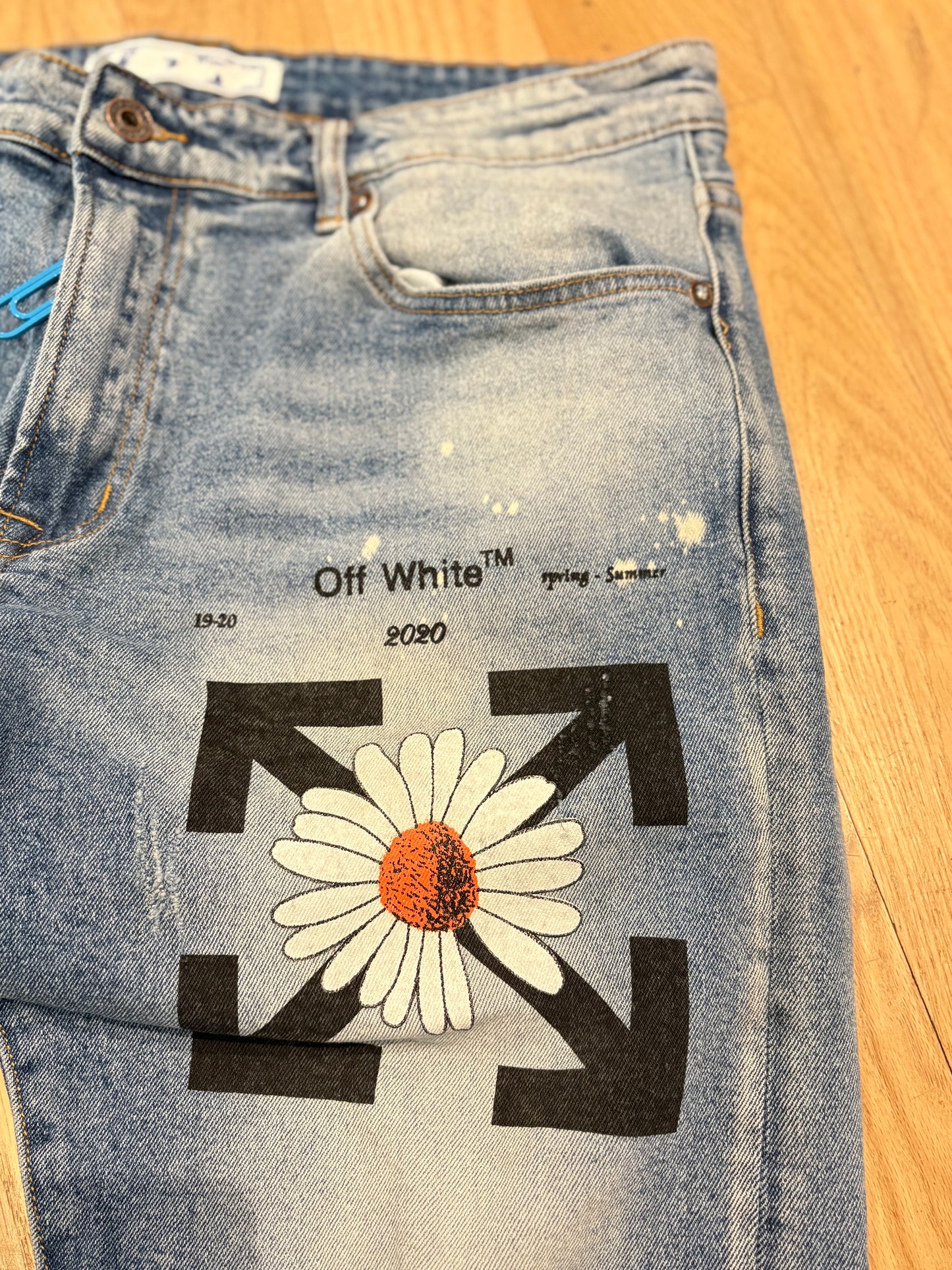 Off-White Jeans Size Medium