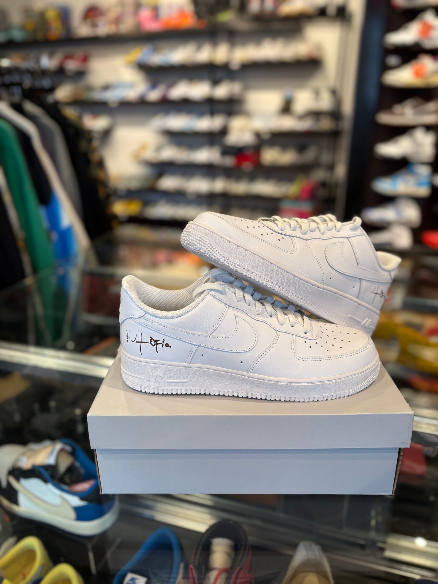 AF1 Low White Travis Scott Utopia DS OG Size 11