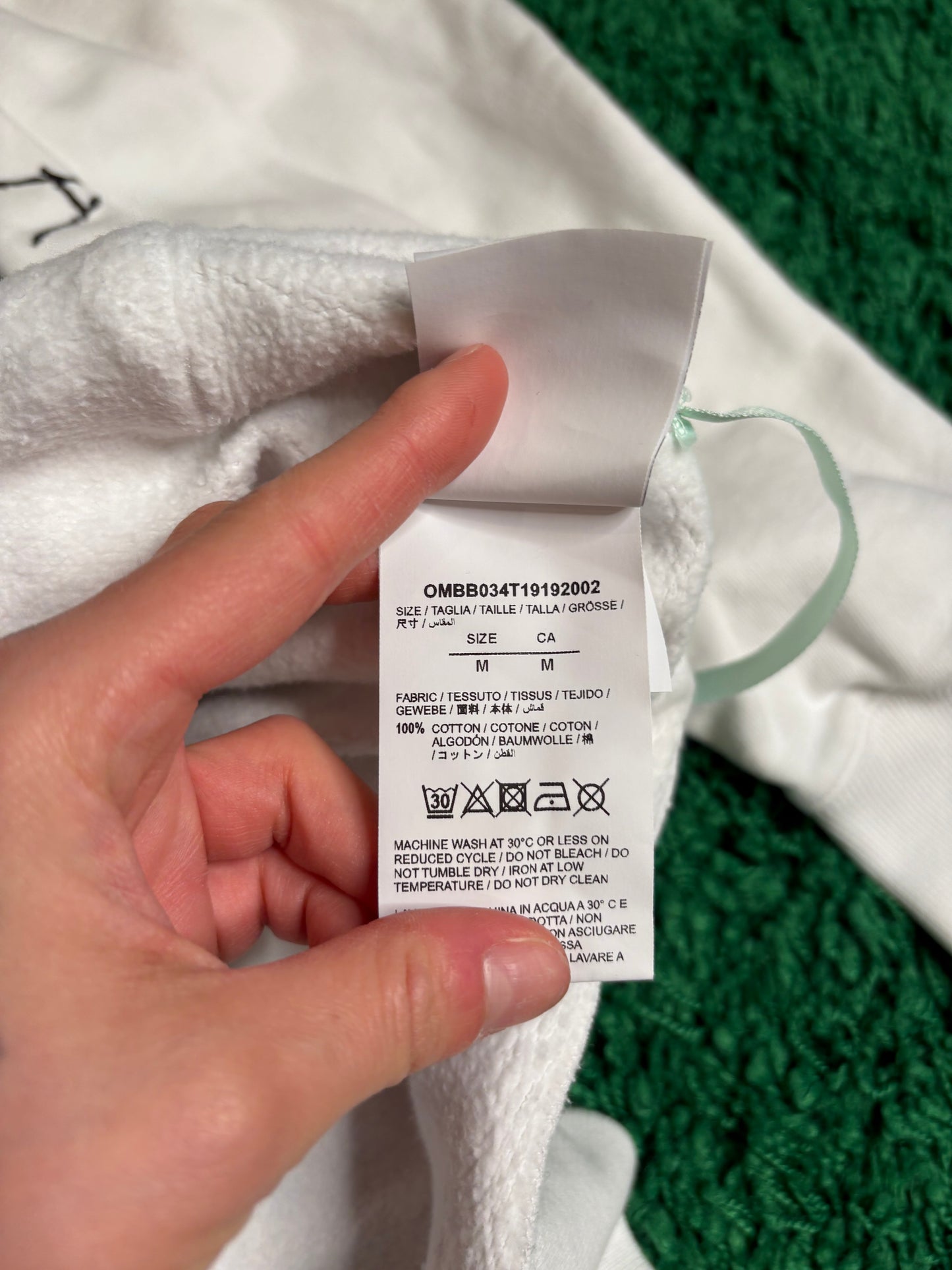 Off-White Avant-Garde Hoodie White Size Medium