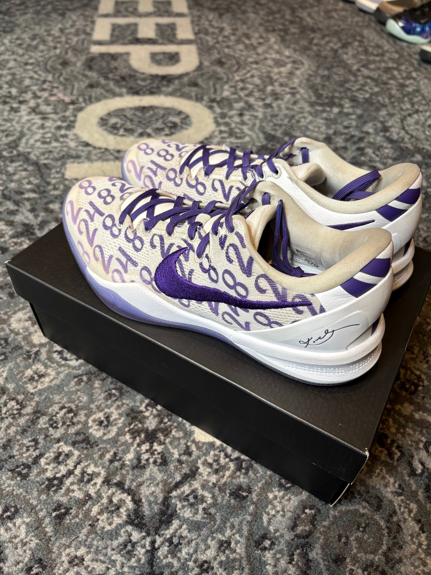 Kobe 8 Protro “Court Purple” Po Og Size 9.5