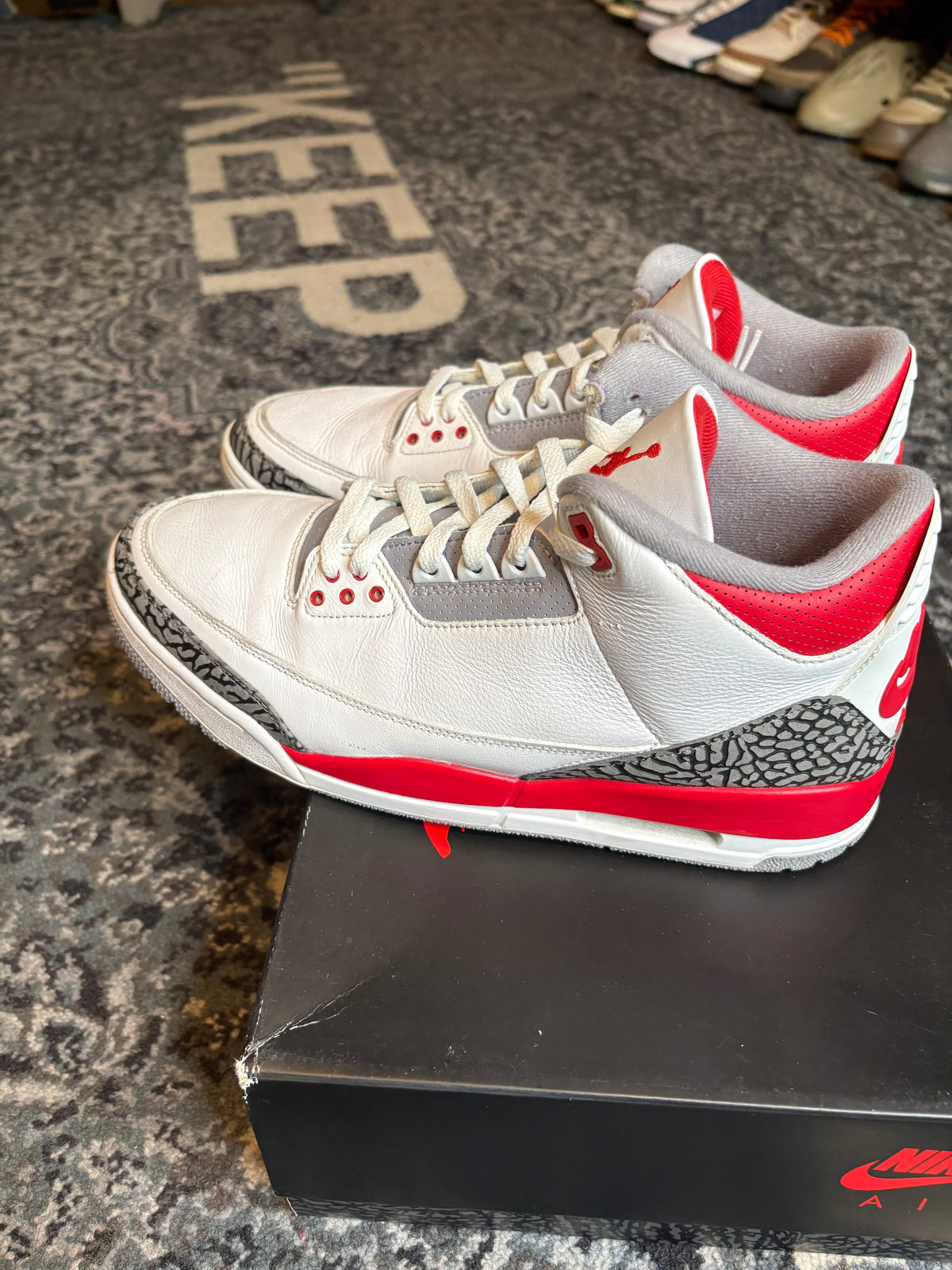Jordan 3 Retro “Fire Red” Clean Og Size 12