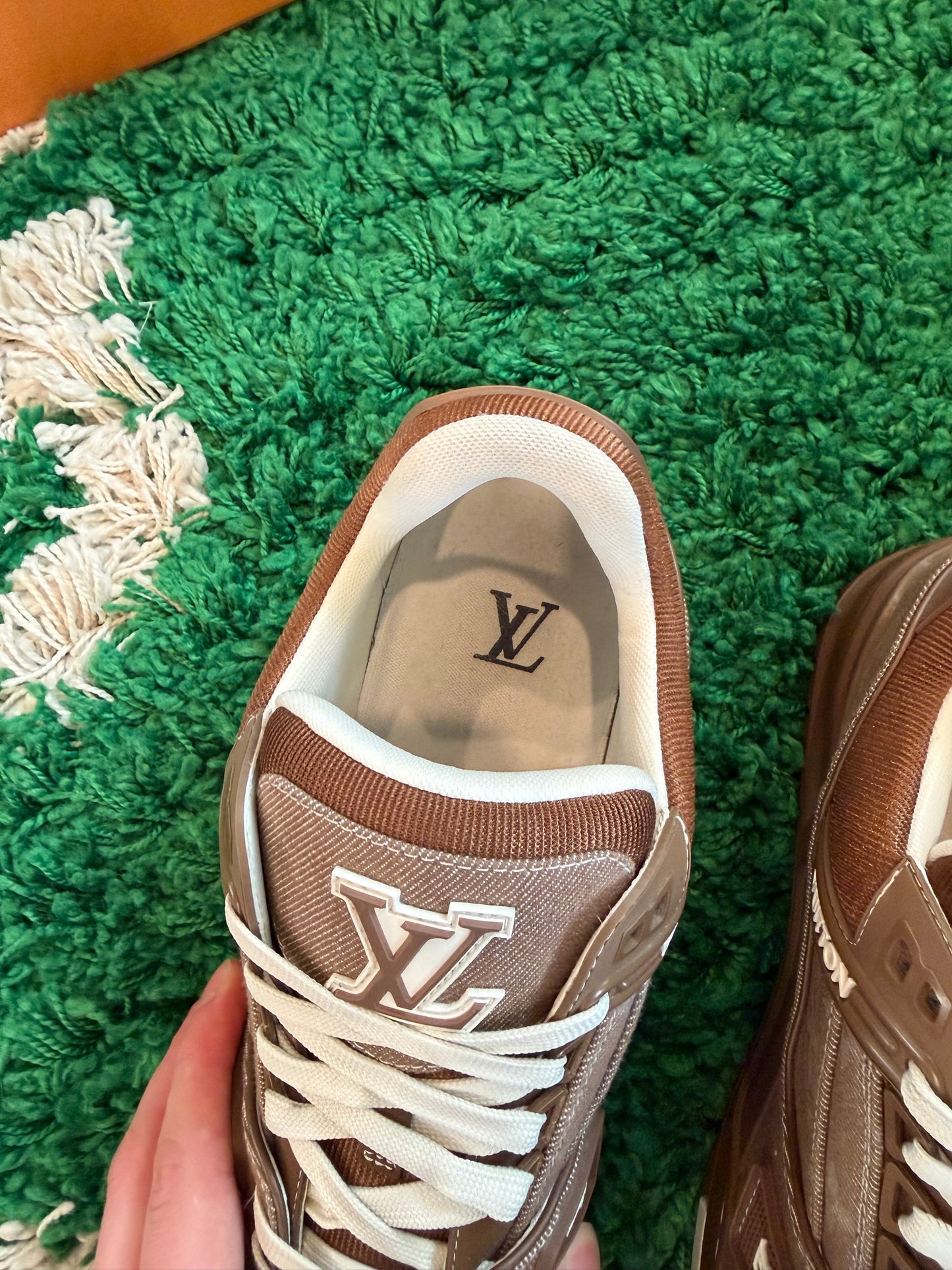 Louis Vuitton Trainer Brown Clean OG Size 8LV (9.5/10.5US)