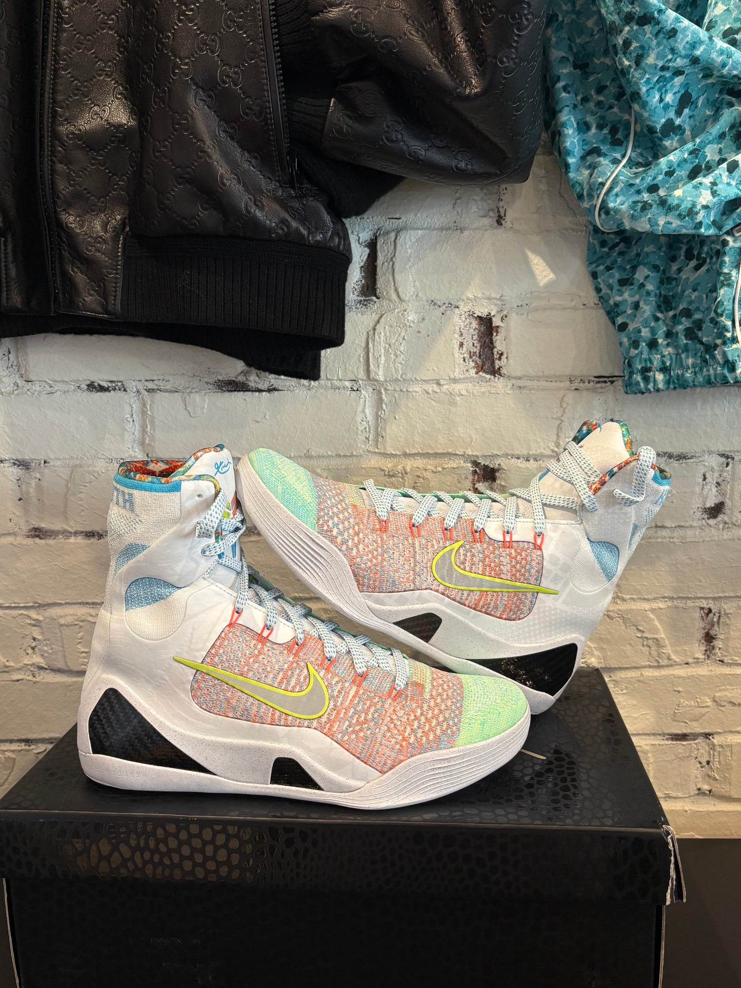 Kobe 9 Elite What The DS OG Size 10.5