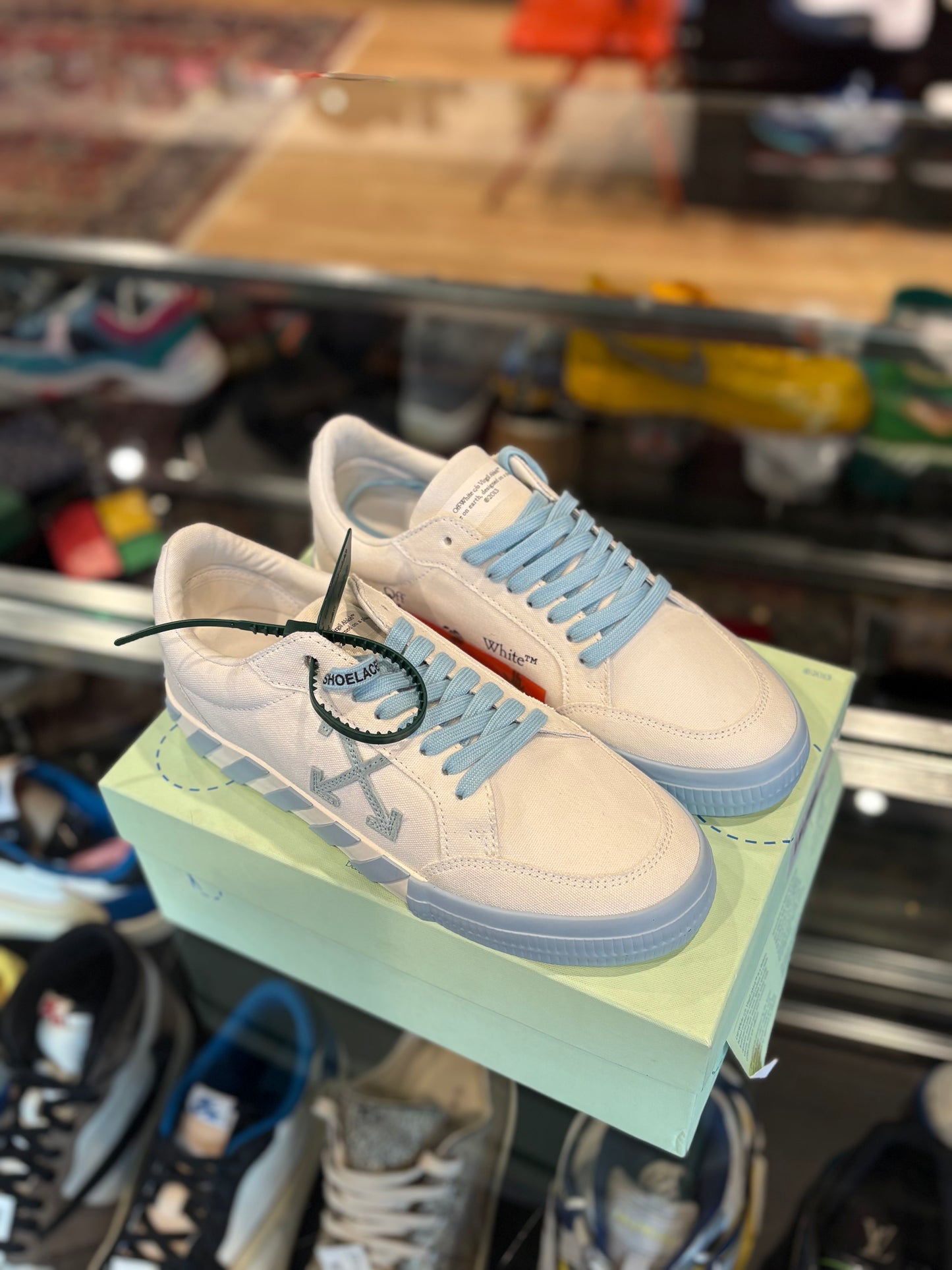 Off-White Vulc White/Light Blue DS OG Size 41
