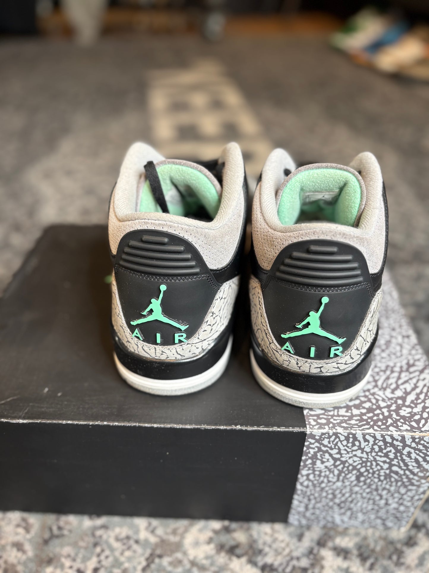 Jordan 3 Retro “Green Glo” Clean Og Size 13
