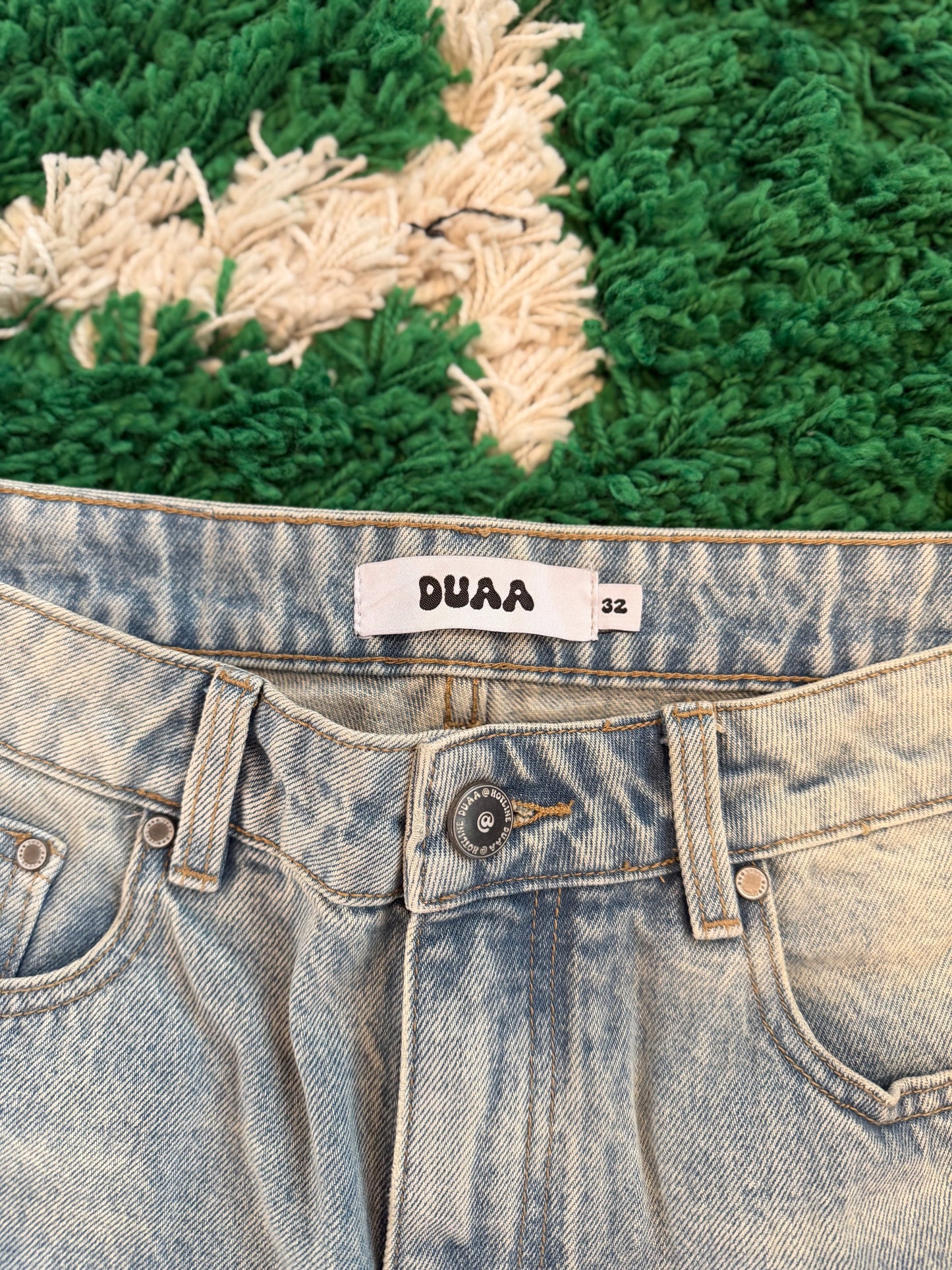 DUAA Rhinestone Jorts Size 32