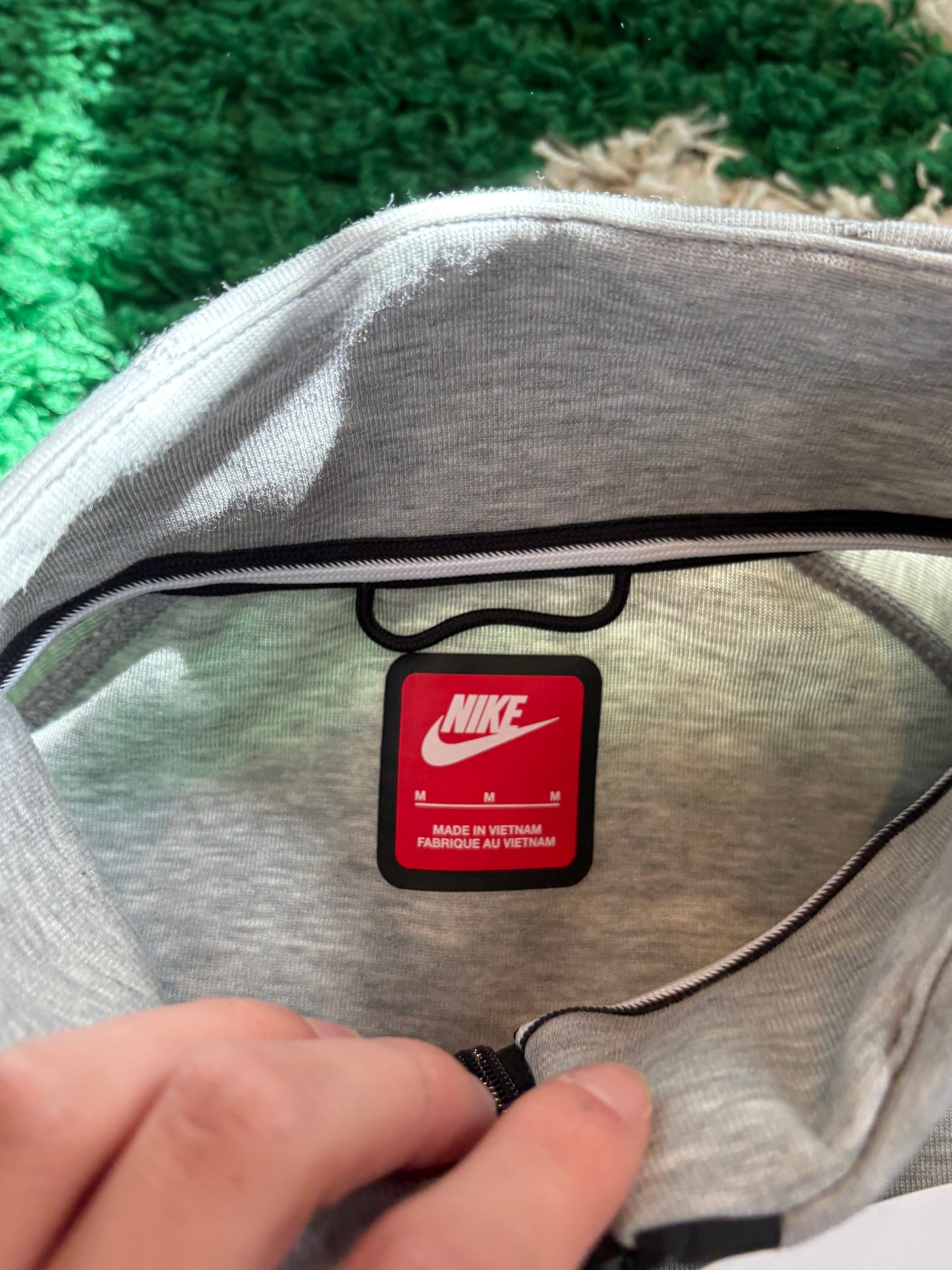 Nike Tech Quarter Zip Gray DS Size Medium