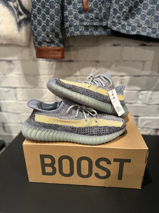 Yeezy Boost 350 V2 Ash Blue DS OG Size 10.5