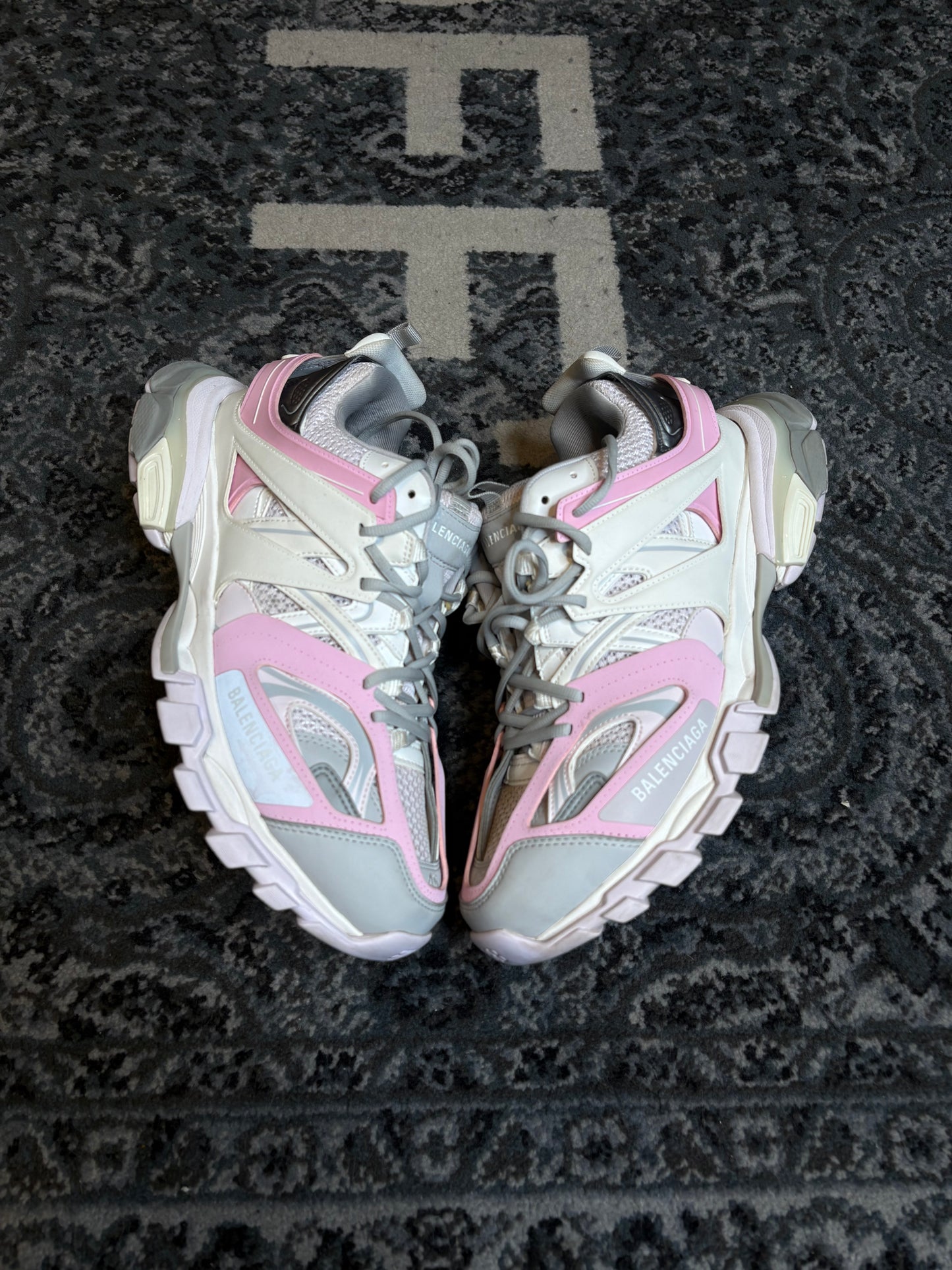 Balenciaga Track “Beige Pink Grey”  NB CLEAN SIZE 12 (45EU)