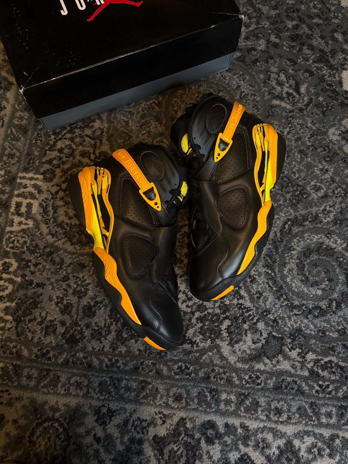 Jordan 8 Retro “Taxi Yellow Black” Clean Og Size 10.5M/12W