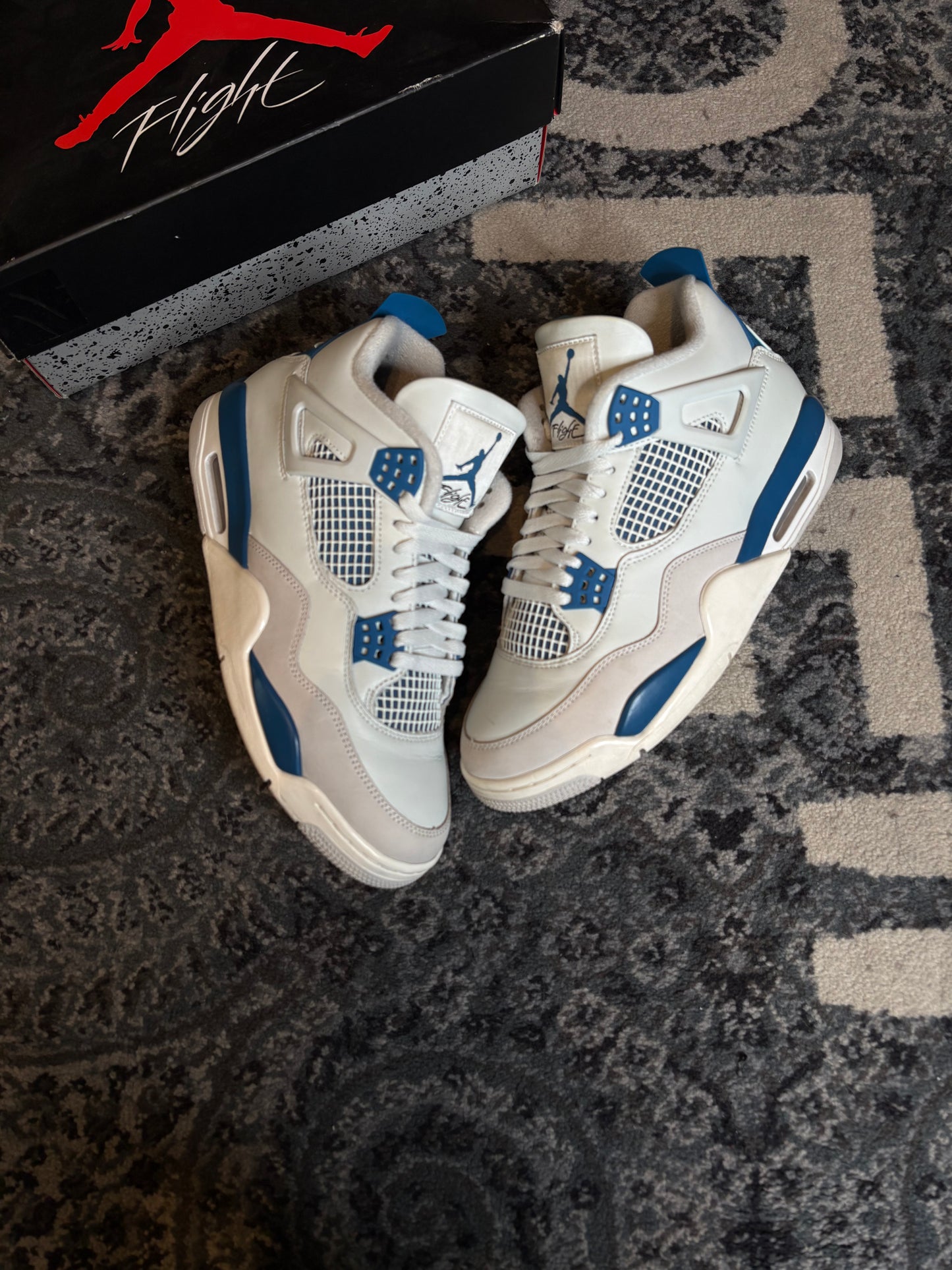 Jordan 4 Retro “Military Blue” Clean Og Size 9
