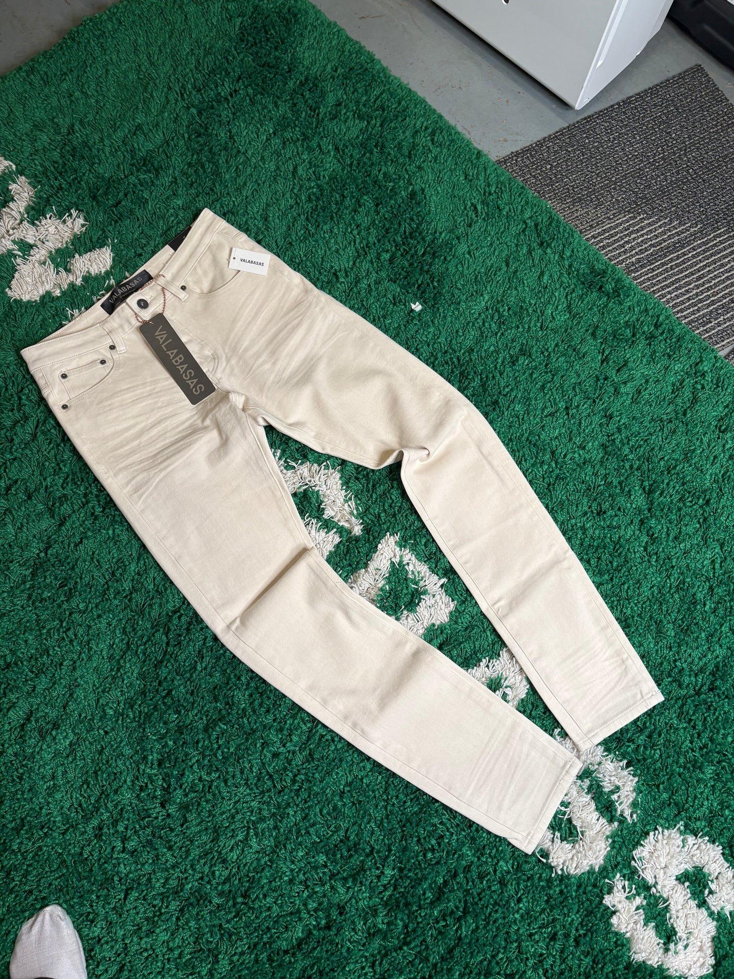 Valabasas Jeans White DS Size 32