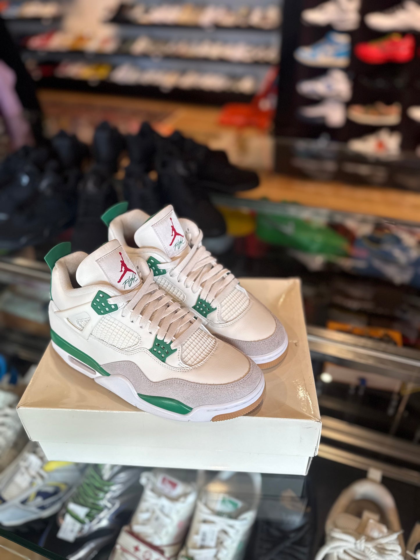 Jordan 4 Retro Pine Green SB Clean OG Size 10.5
