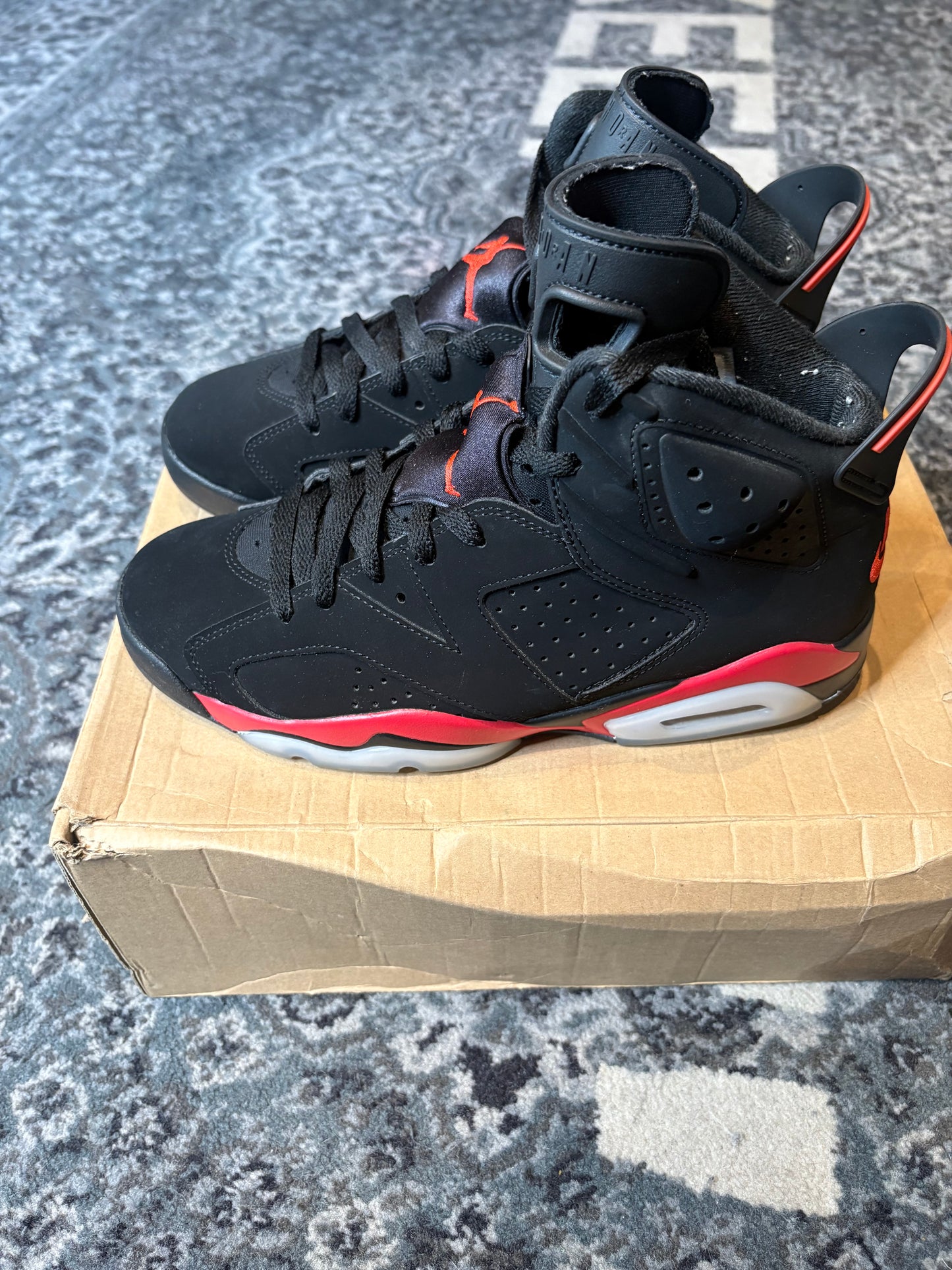 Jordan 6 Retro “Salesman Infrared” Clean Og Size 9