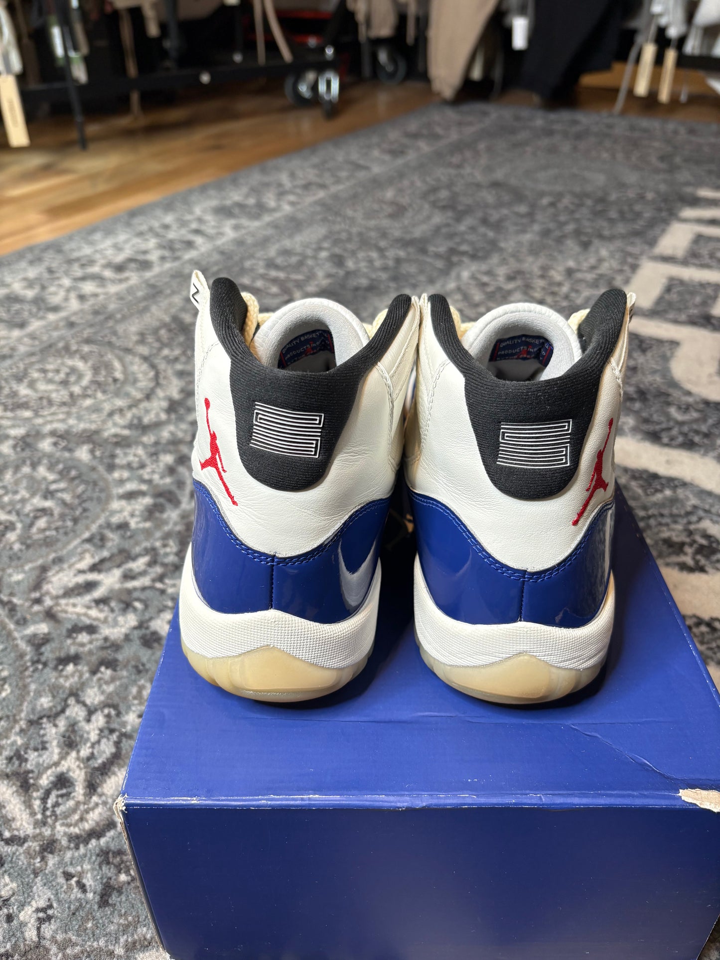 Jordan 11 Retro “Rare Air” Clean Og Size 9