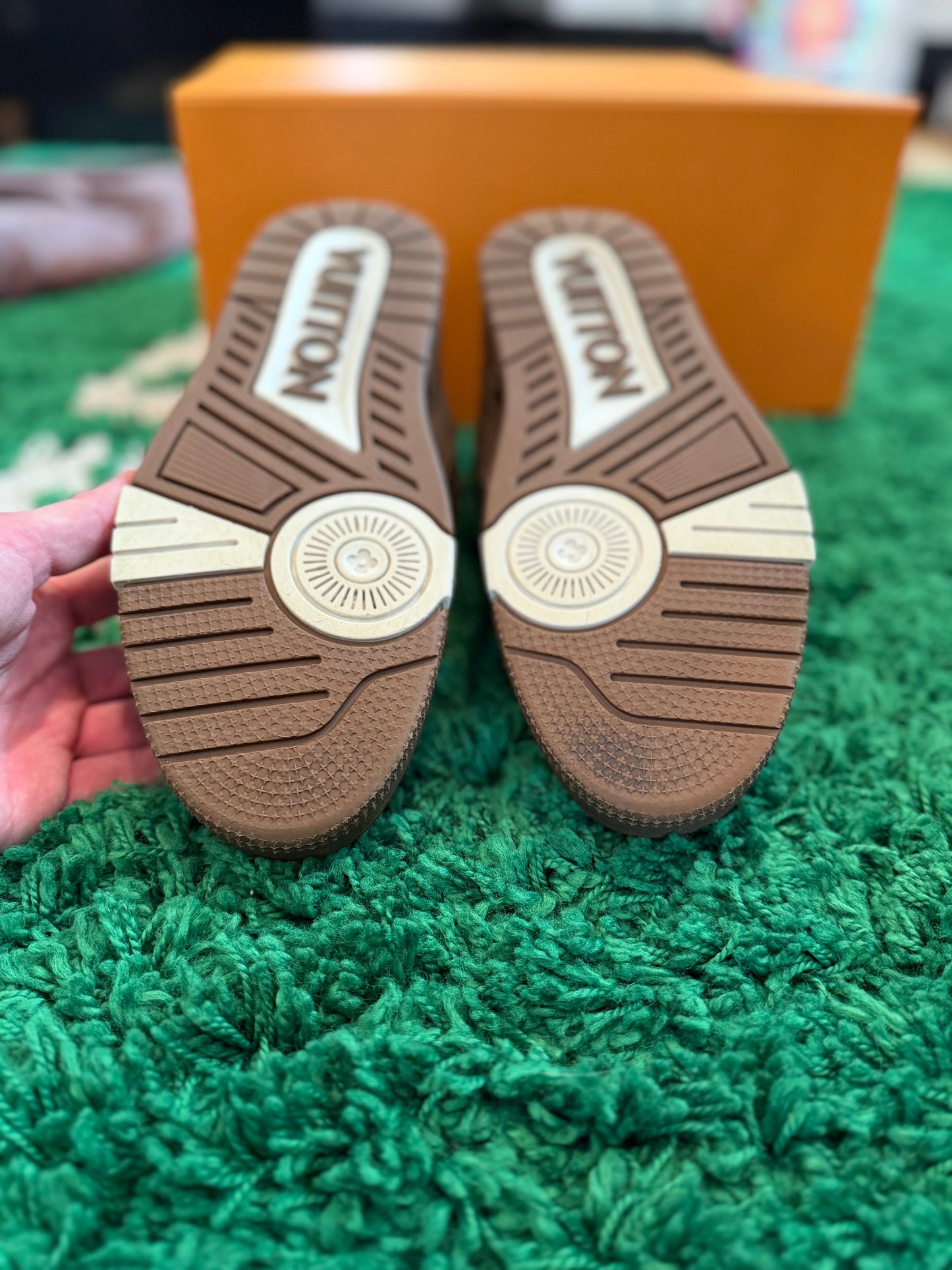 Louis Vuitton Trainer Brown Clean OG Size 8LV (9.5/10.5US)