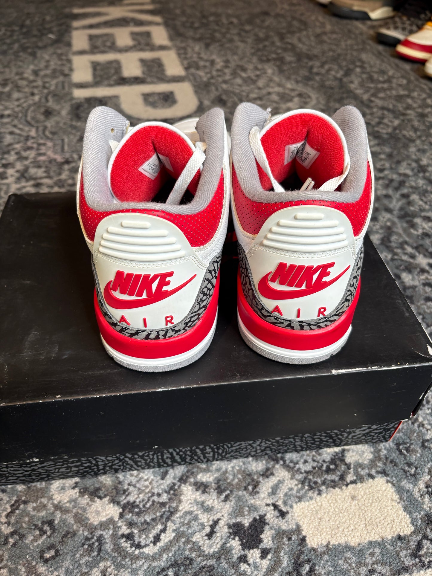 Jordan 3 Retro “Fire Red” Clean Og Size 12
