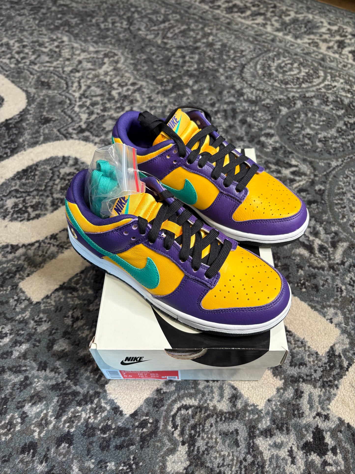Nike Dunk Low LX Lisa Leslie DS OG W 7