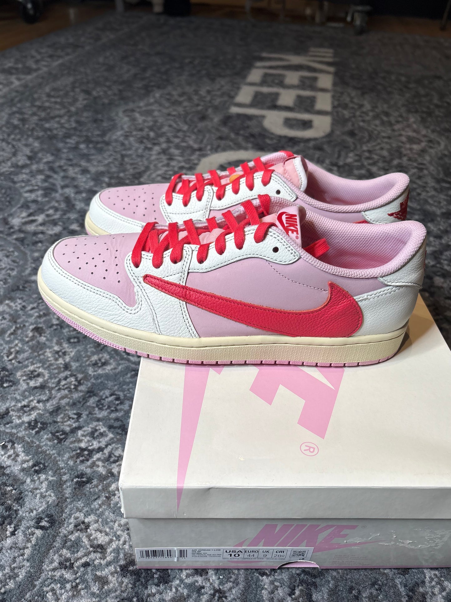 Jordan 1 Retro Low “Travis Scott Tropical Pink”